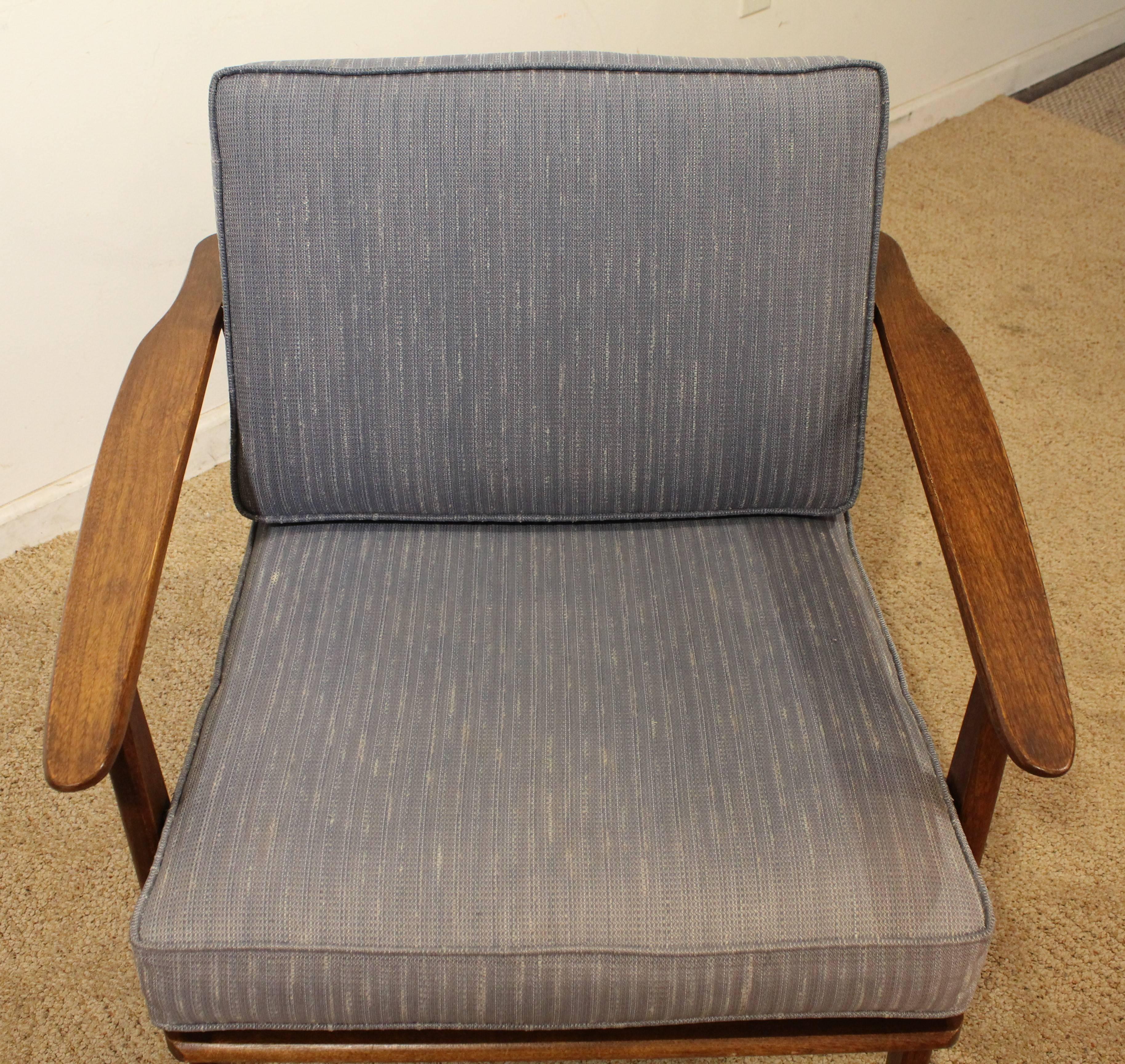 20th Century Mid-Century Modern Walnut Lounge Chair