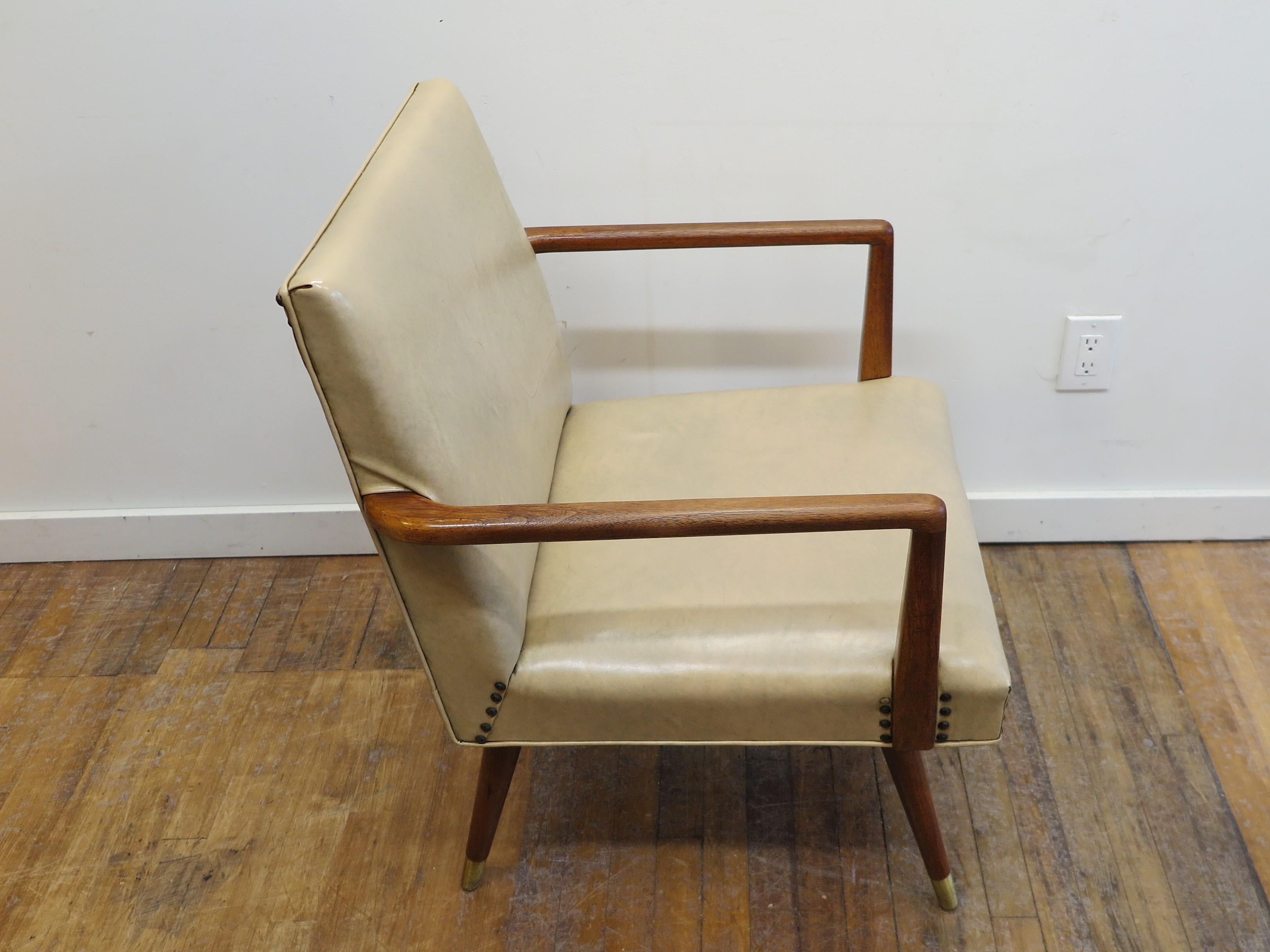Naugahyde Mid-Century Modern Walnut Lounge Chair 
