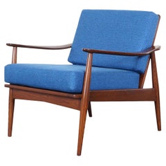 Sedia da salotto moderna di metà secolo in noce con schienale a fuso, anni '50