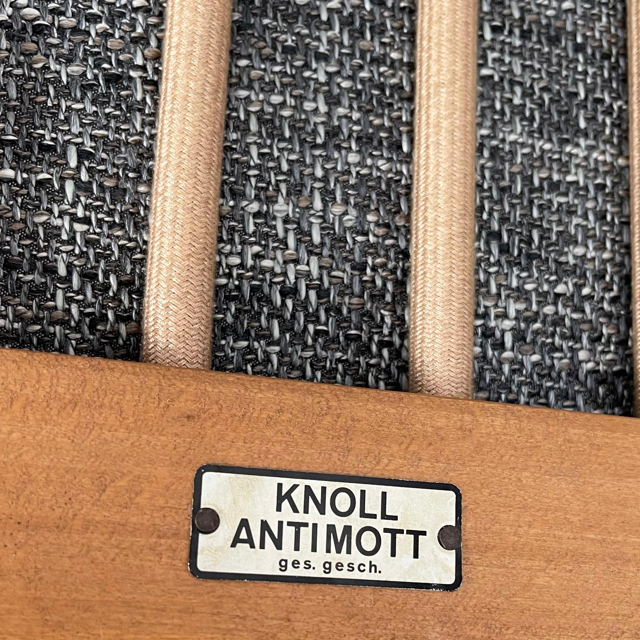 Mid-Century Modern Walnut Lounge Chairs By Knoll Antimott 8