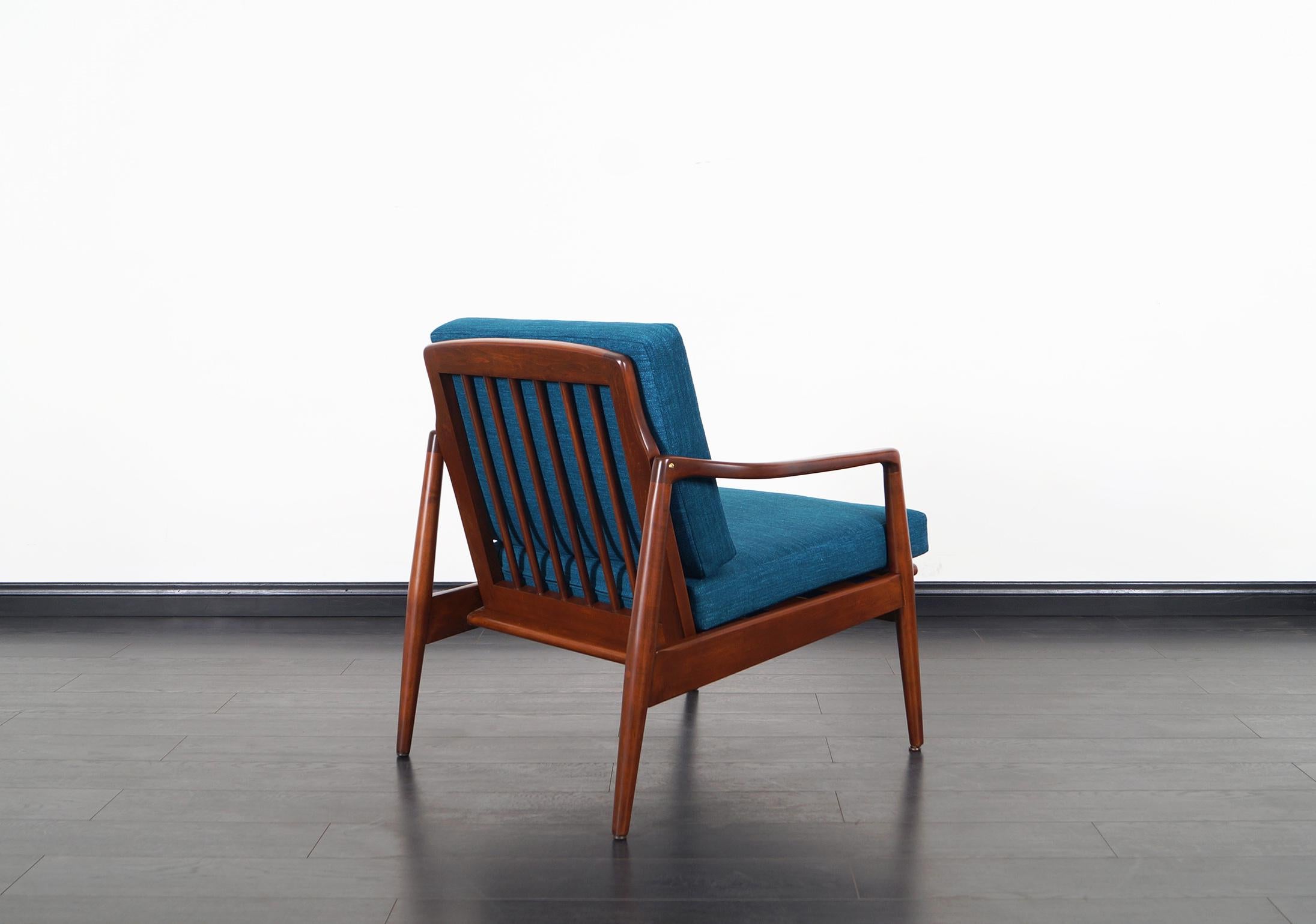 Mid-Century Modern Walnut Lounge Chairs 2