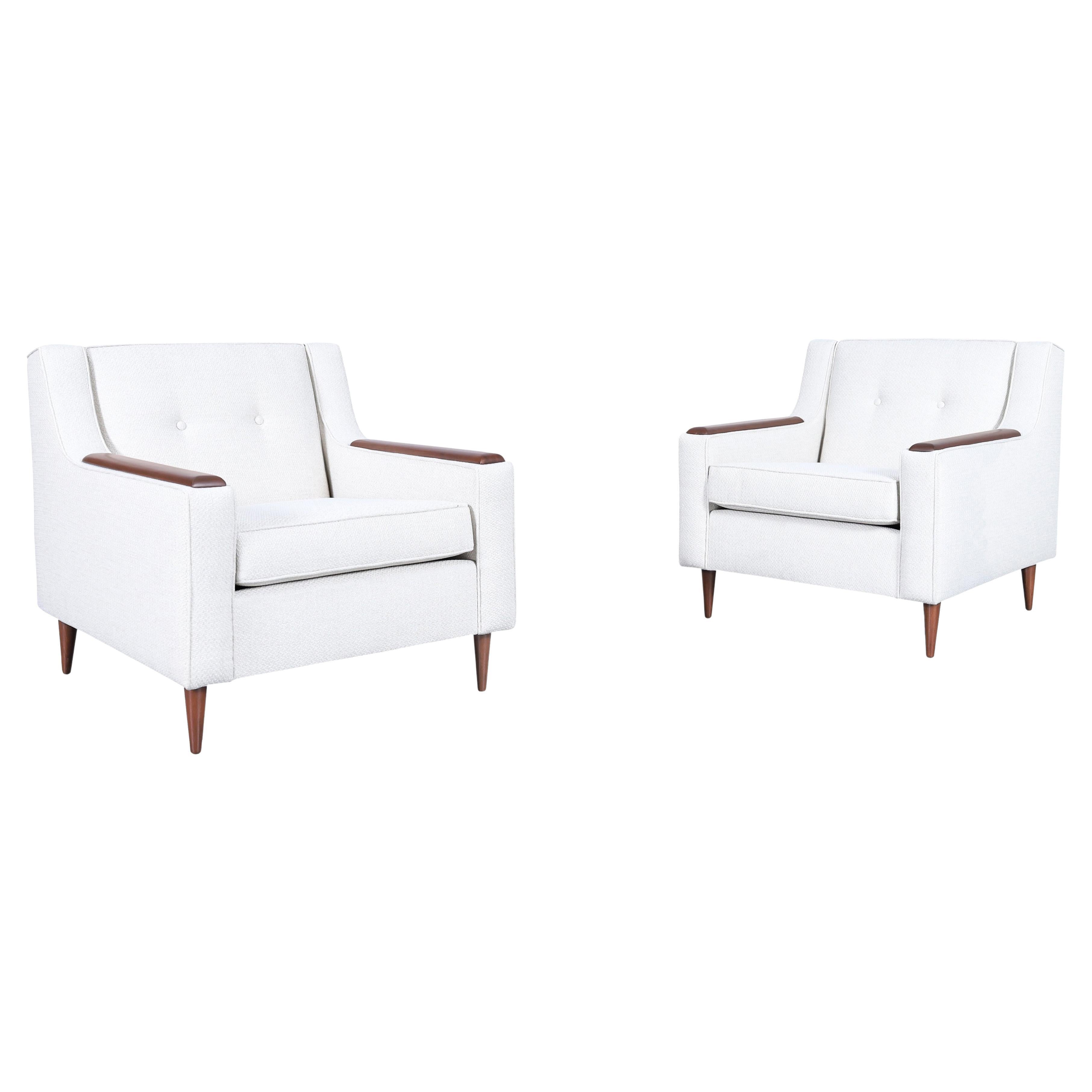 Mid Century Modern Walnut Lounge Chairs For Sale at 1stDibs