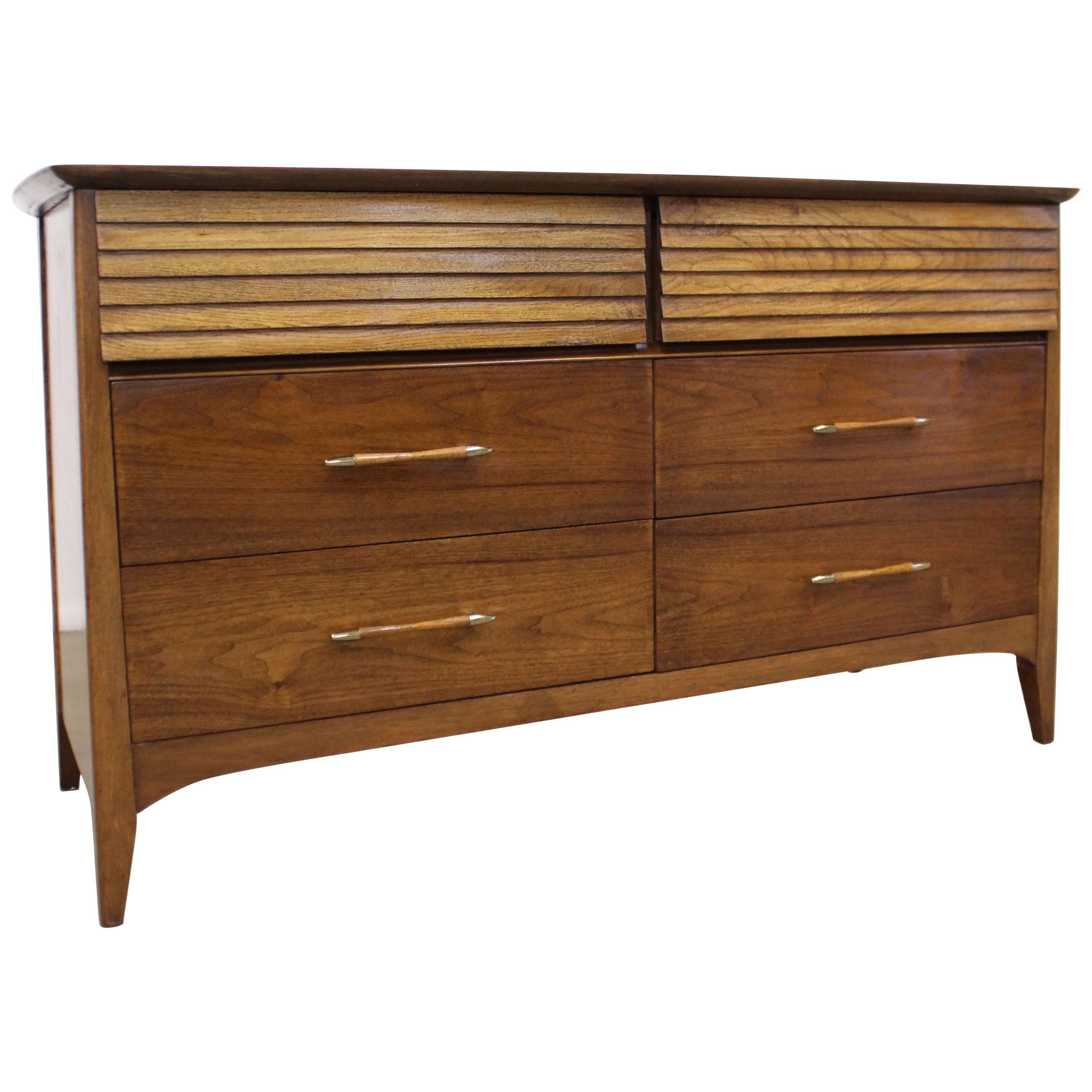 Harmony House Dressers 2 For At, Harmony House Dresser