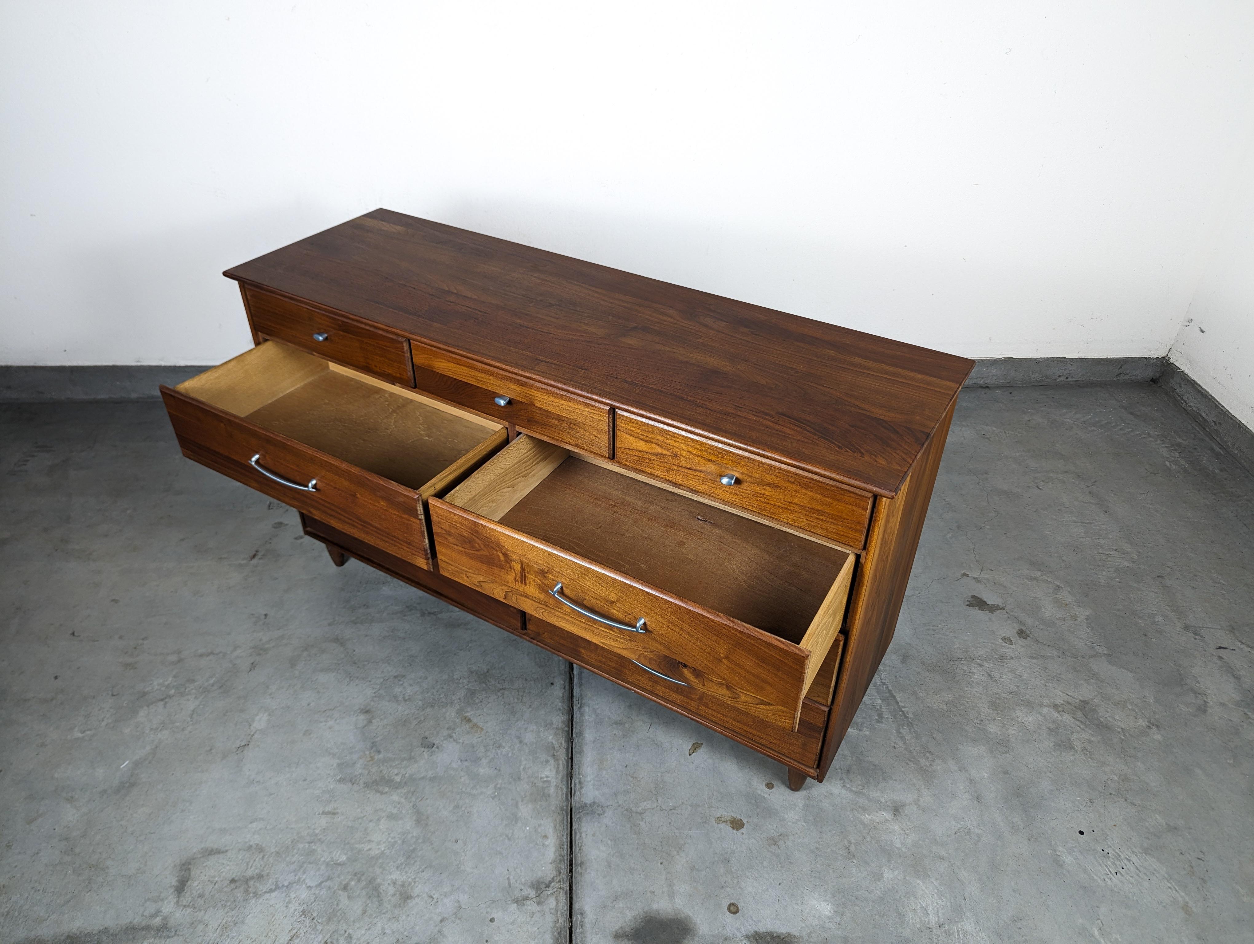 Mid Century Modern Walnut Lowboy Dresser by ACE-HI, c1960s 3
