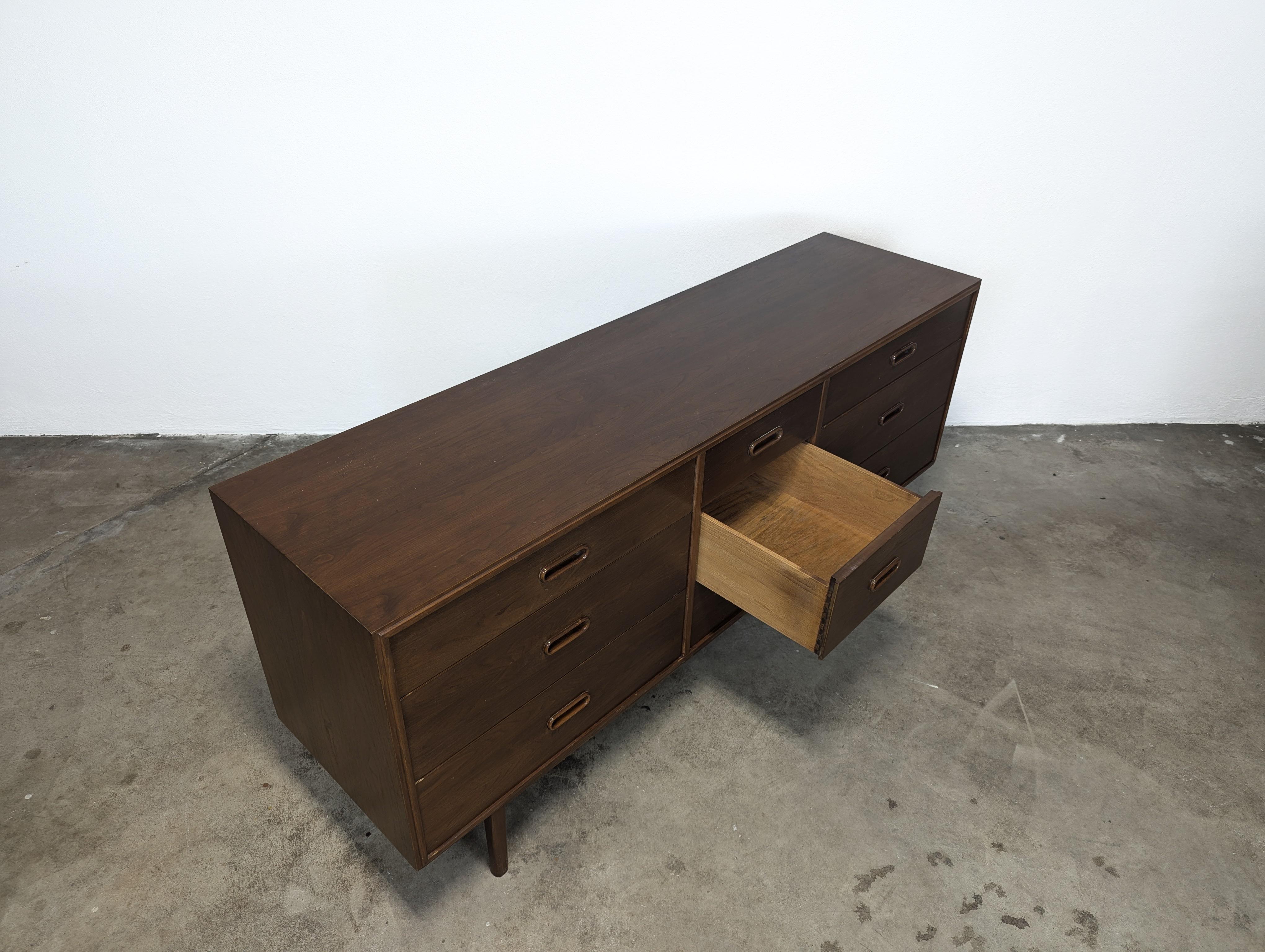 Mid Century Modern Walnut Lowboy Dresser by Jack Cartwright for Founders, c1960s 6