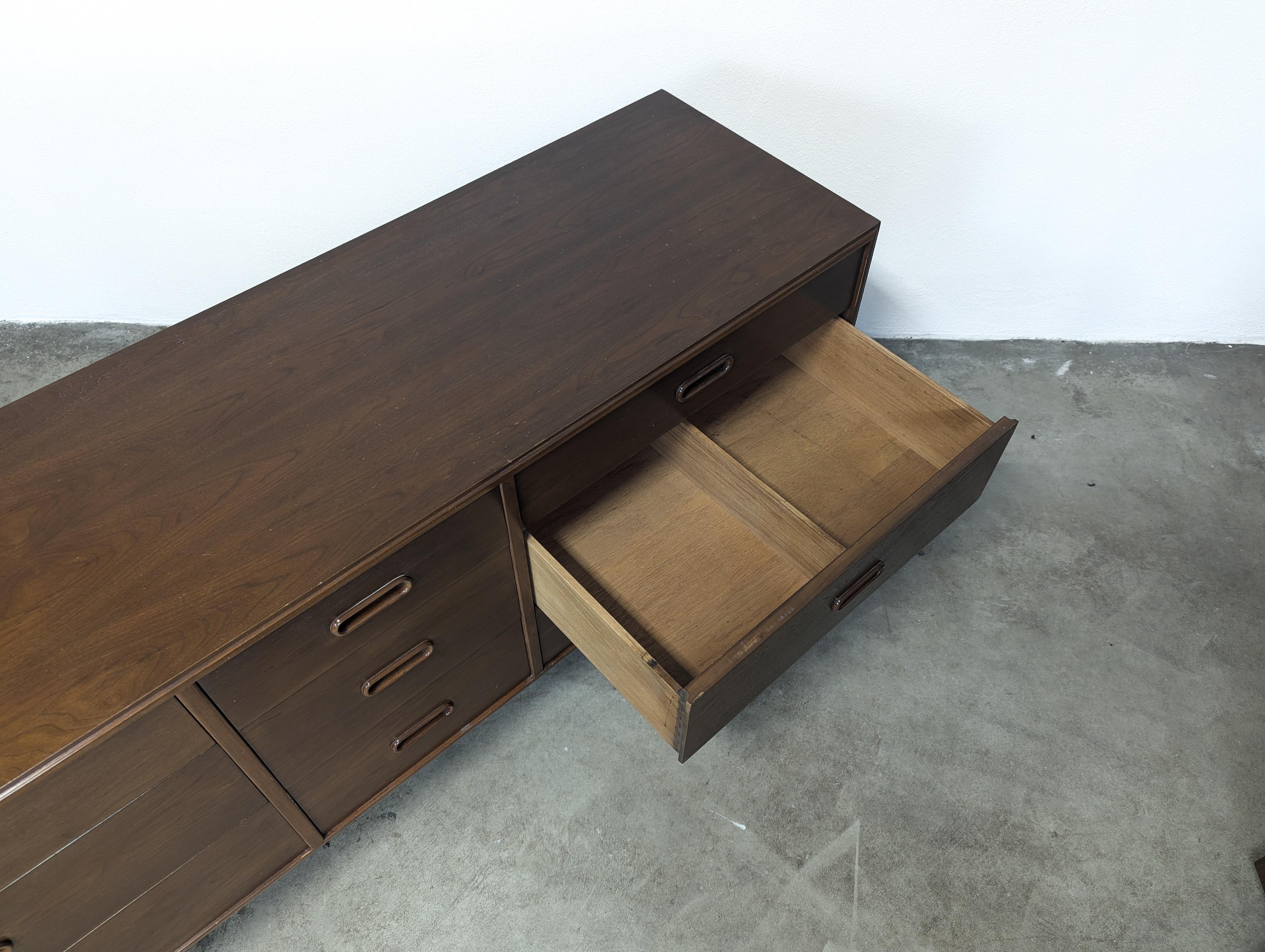 Mid Century Modern Walnut Lowboy Dresser by Jack Cartwright for Founders, c1960s 9