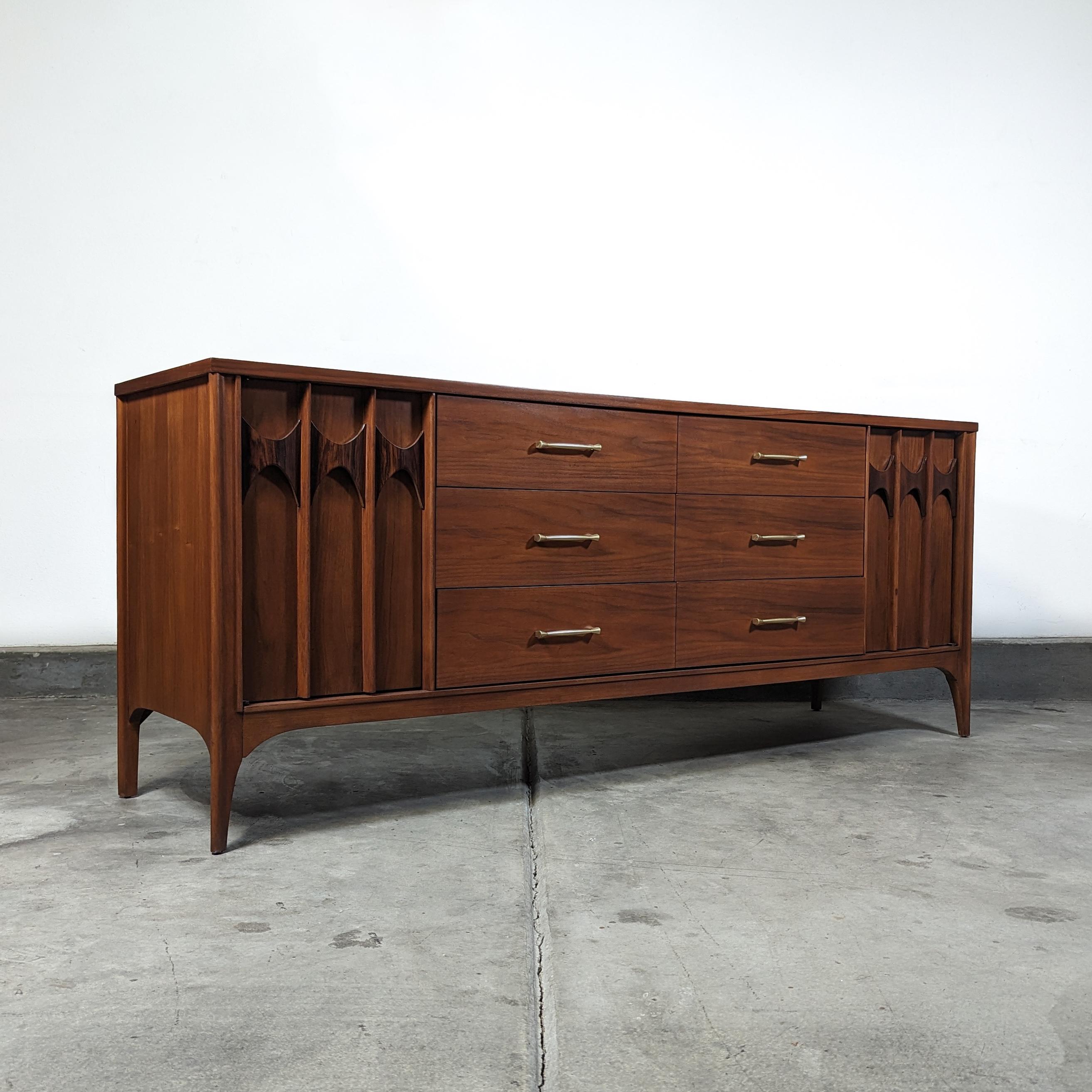 Mid Century Modern Walnut Lowboy Perspecta Dresser by Kent Coffey, c1960s For Sale 7