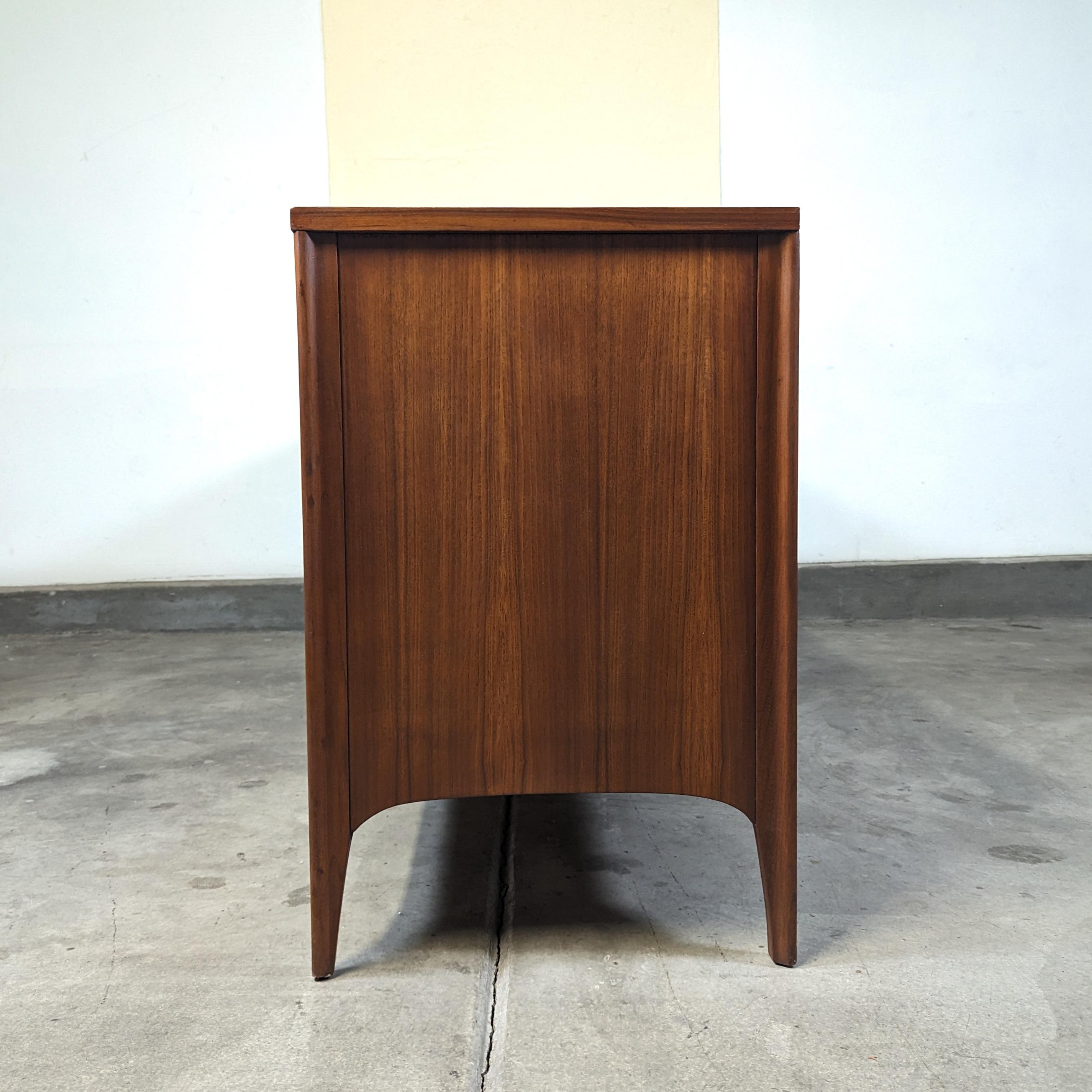 Rosewood Mid Century Modern Walnut Lowboy Perspecta Dresser by Kent Coffey, c1960s For Sale