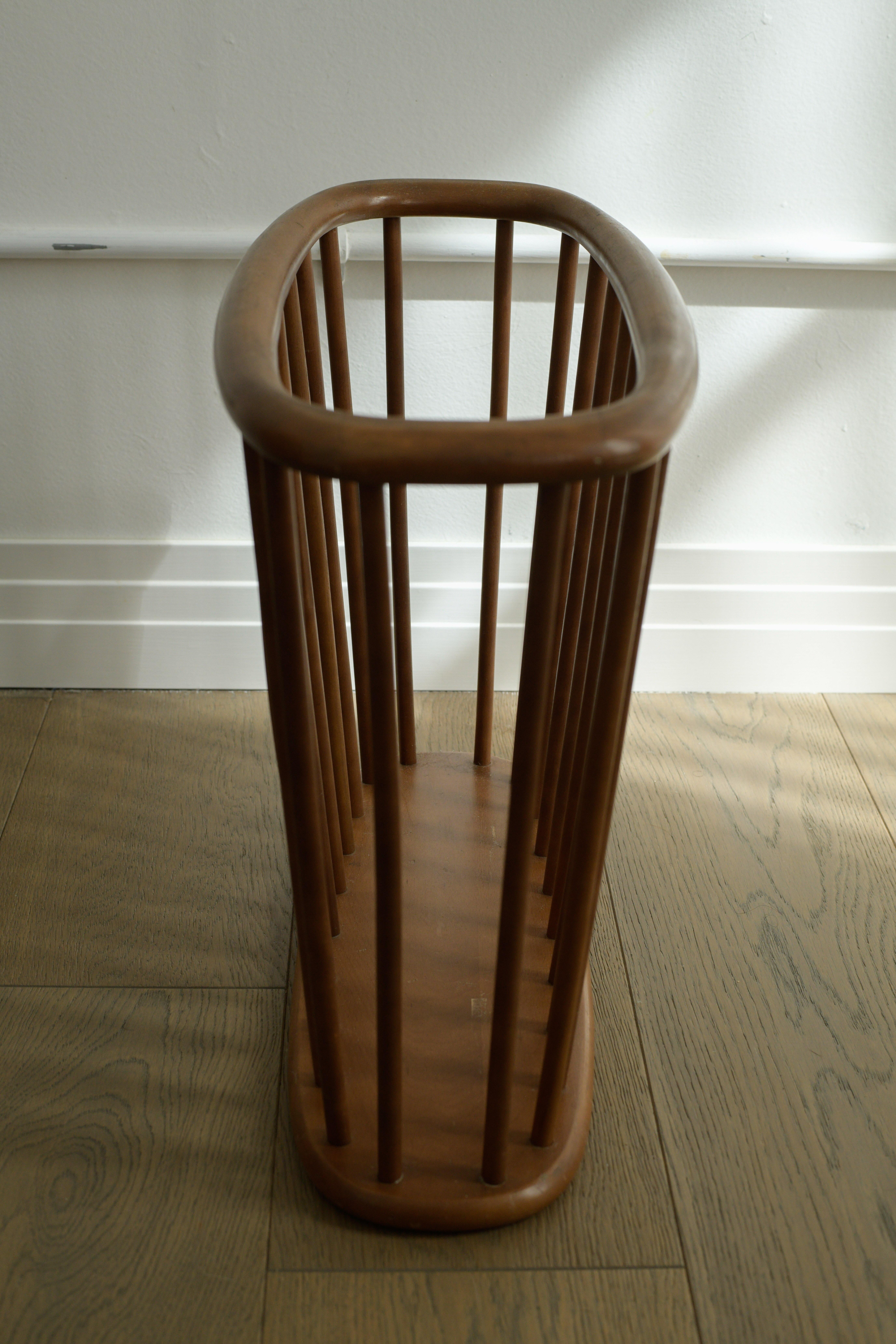 Mid Century Modern Walnut Magazine Rack by Arthur Umanoff For Sale 1