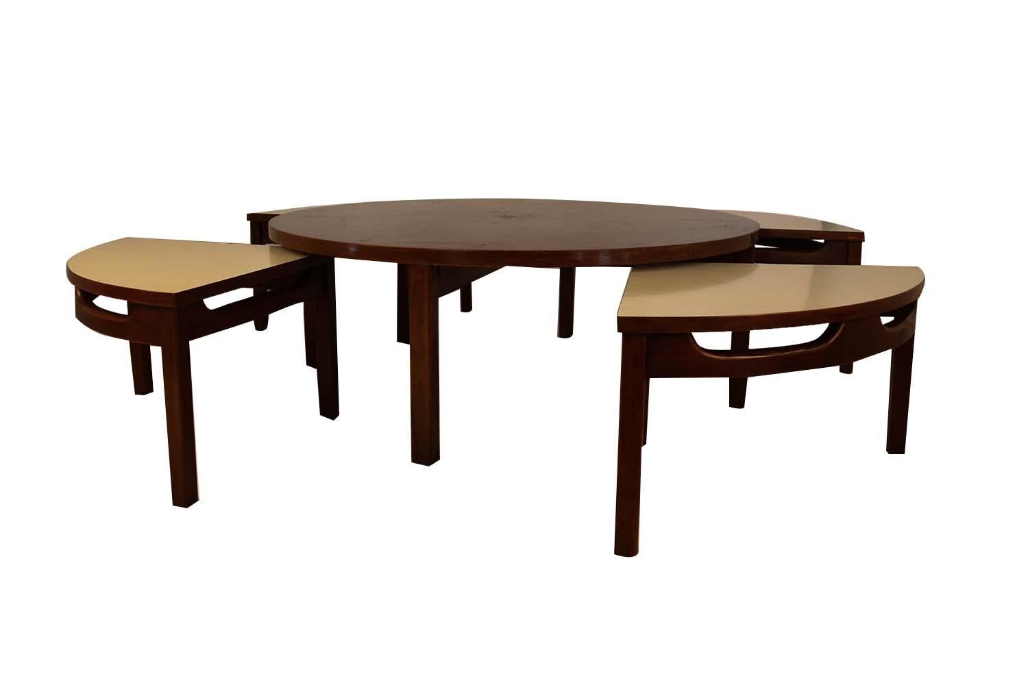 Mid-Century Modern Walnut Nesting Coffee Table 3