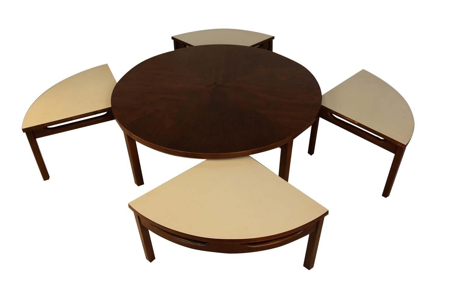 Unknown Mid-Century Modern Walnut Nesting Coffee Table
