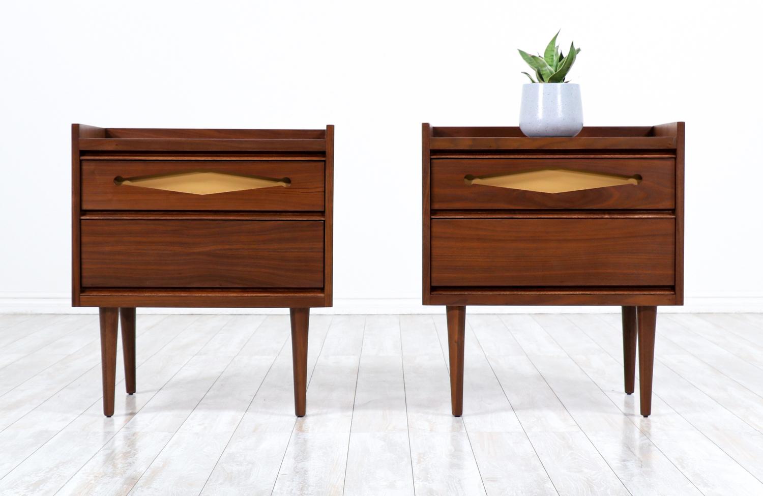 American Mid-Century Modern Walnut Night Stands with Lacquered Accent Drawers