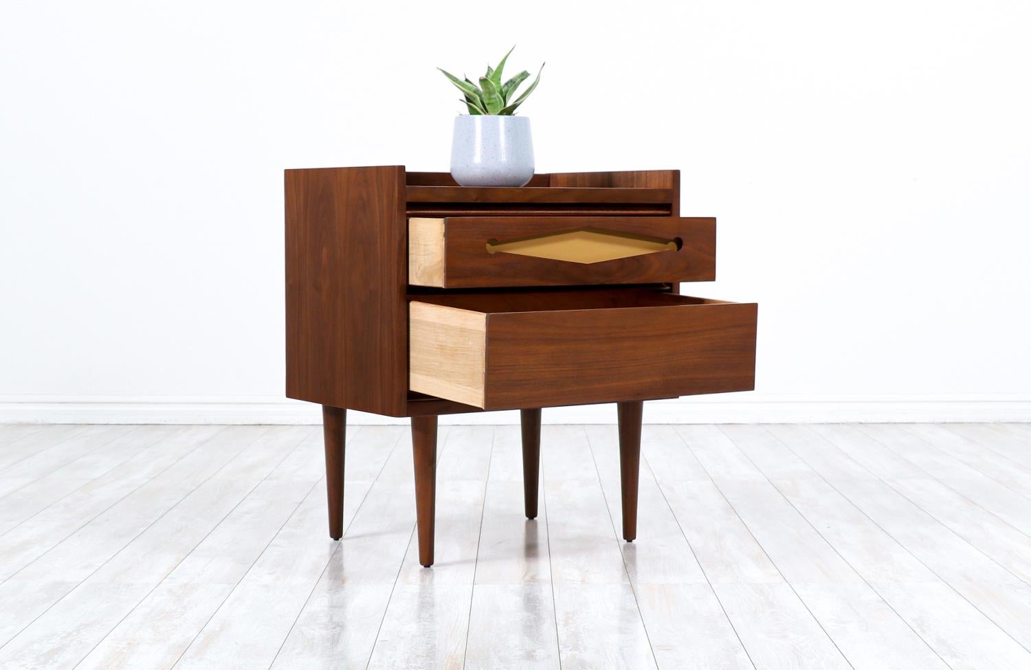 Mid-20th Century Mid-Century Modern Walnut Night Stands with Lacquered Accent Drawers
