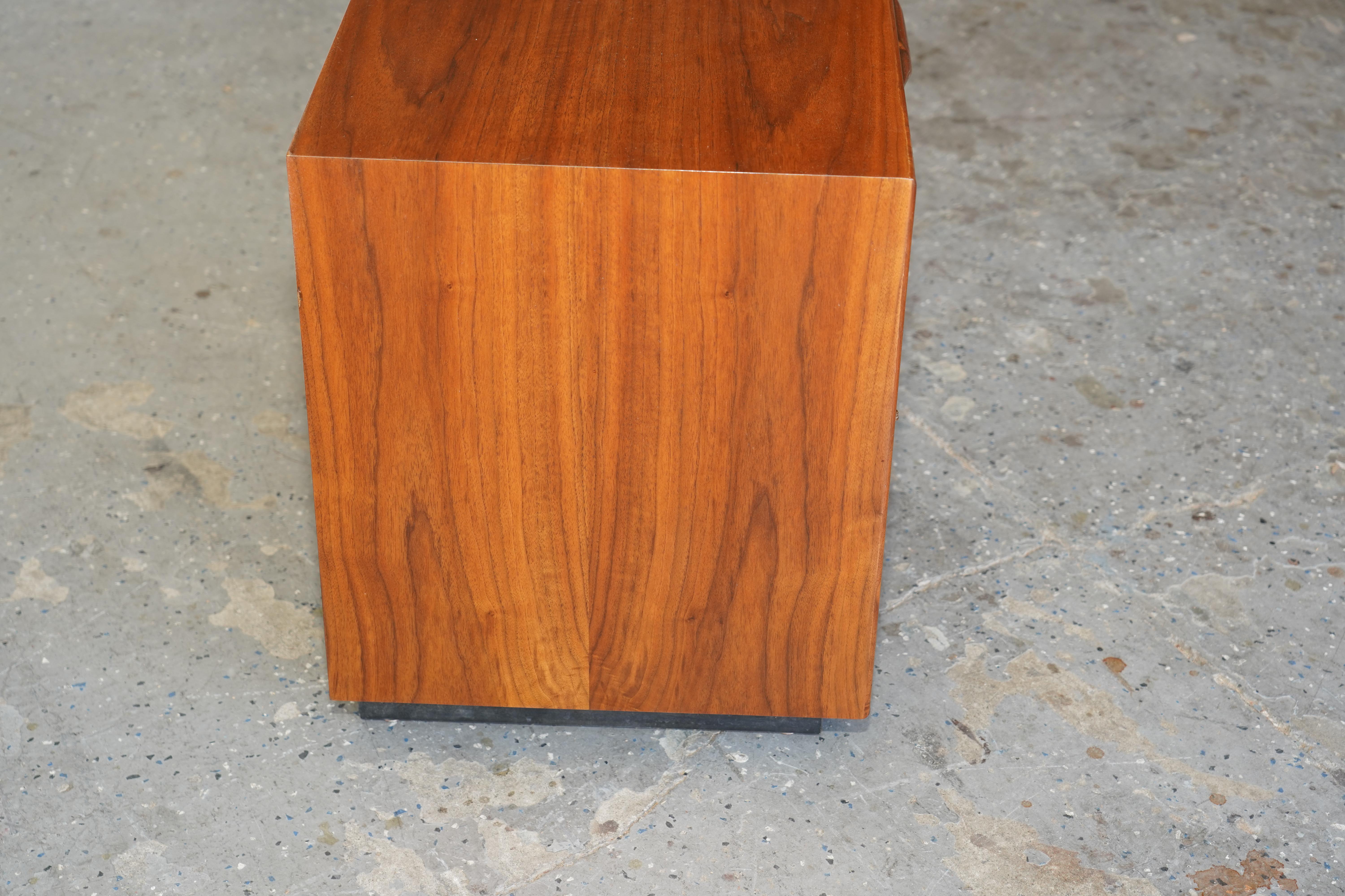 Mid-Century Modern Walnut Nightstand by John Kapel for Glenn of California 6