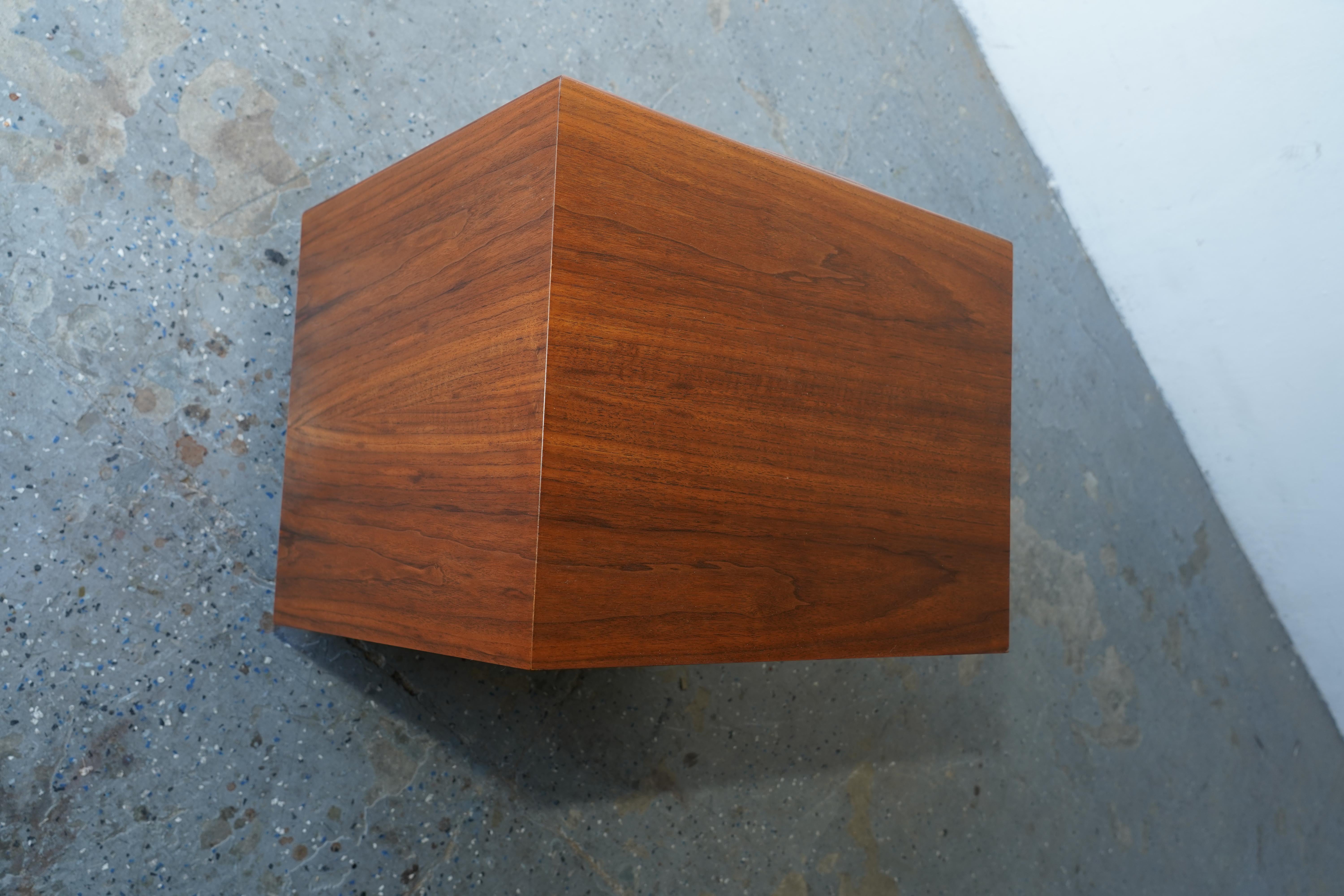 Mid-Century Modern Walnut Nightstand by John Kapel for Glenn of California 4