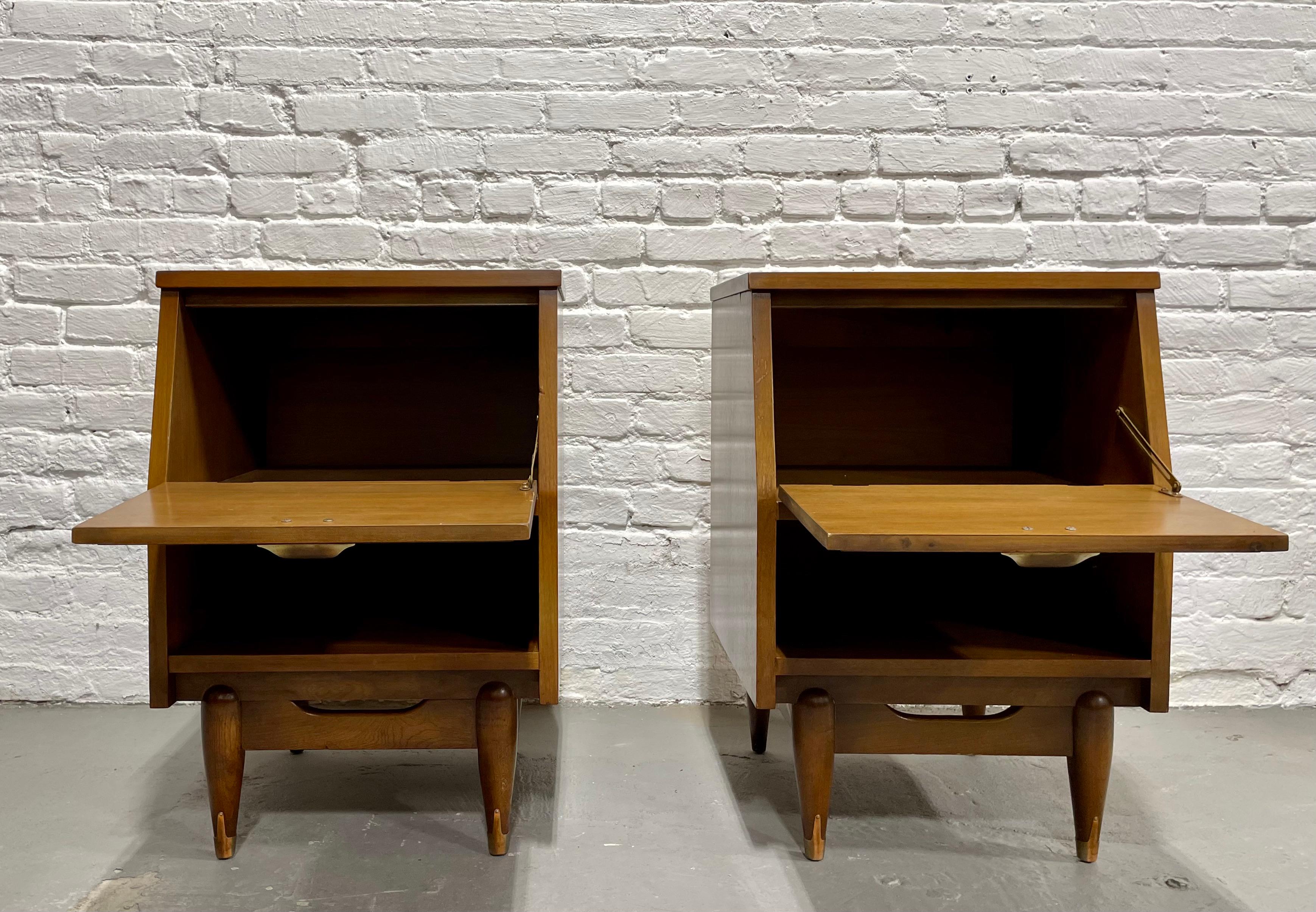 Mid Century MODERN Walnut NIGHTSTANDS by Hooker Mainline, c. 1960's 5