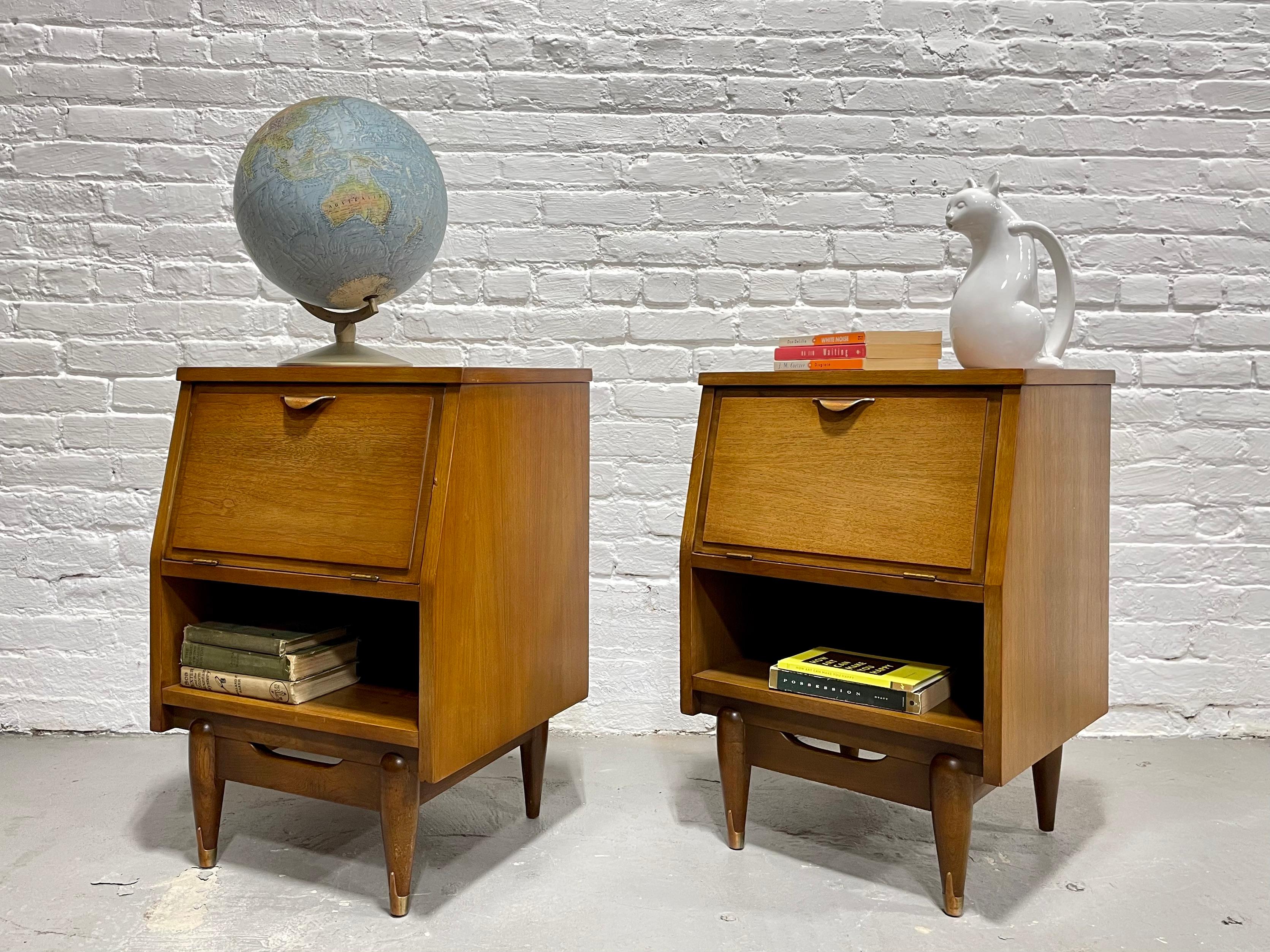 Mid Century MODERN Walnut NIGHTSTANDS by Hooker Mainline, c. 1960's 9