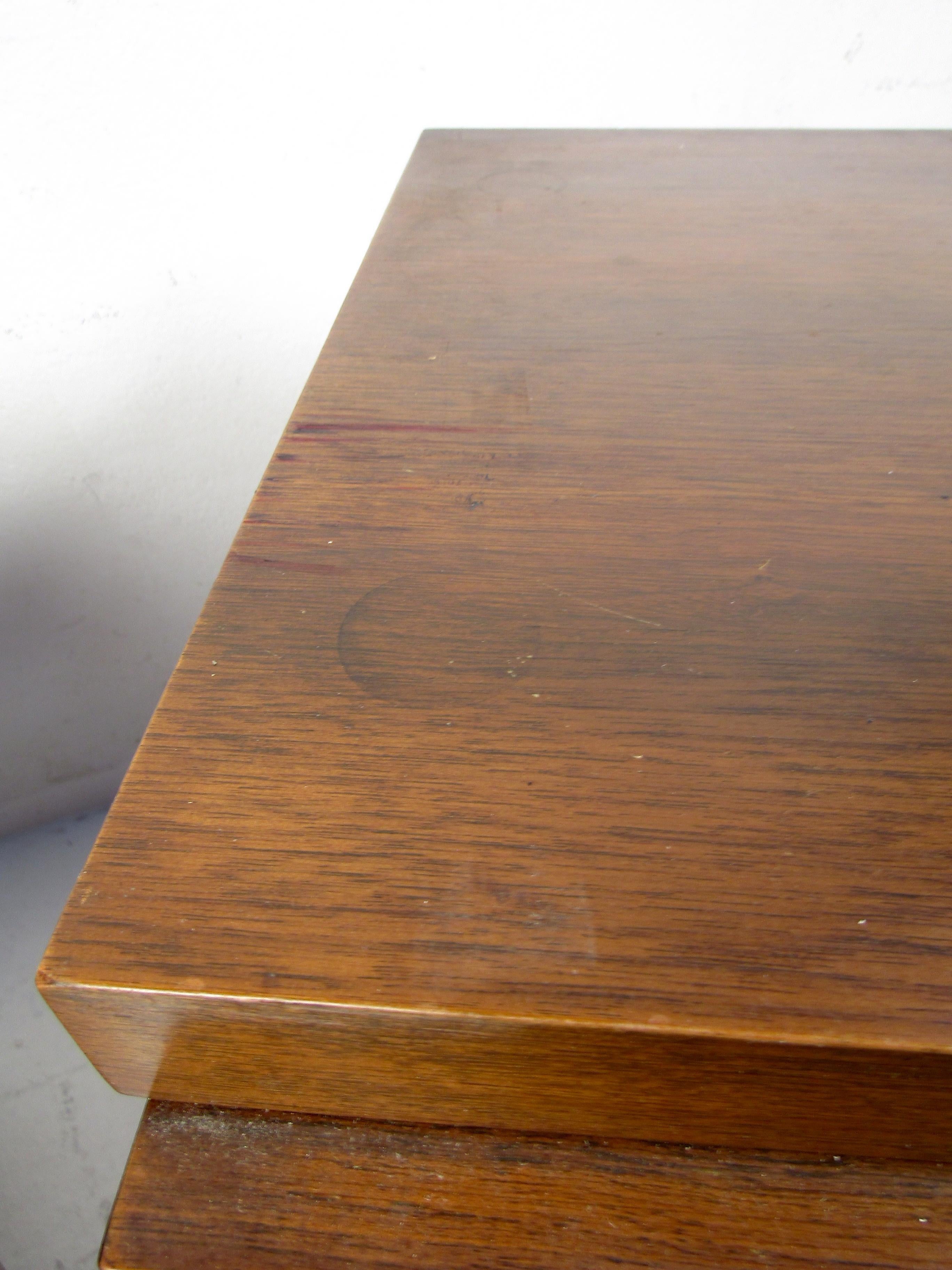 Mid-Century Modern Walnut Nightstands 5