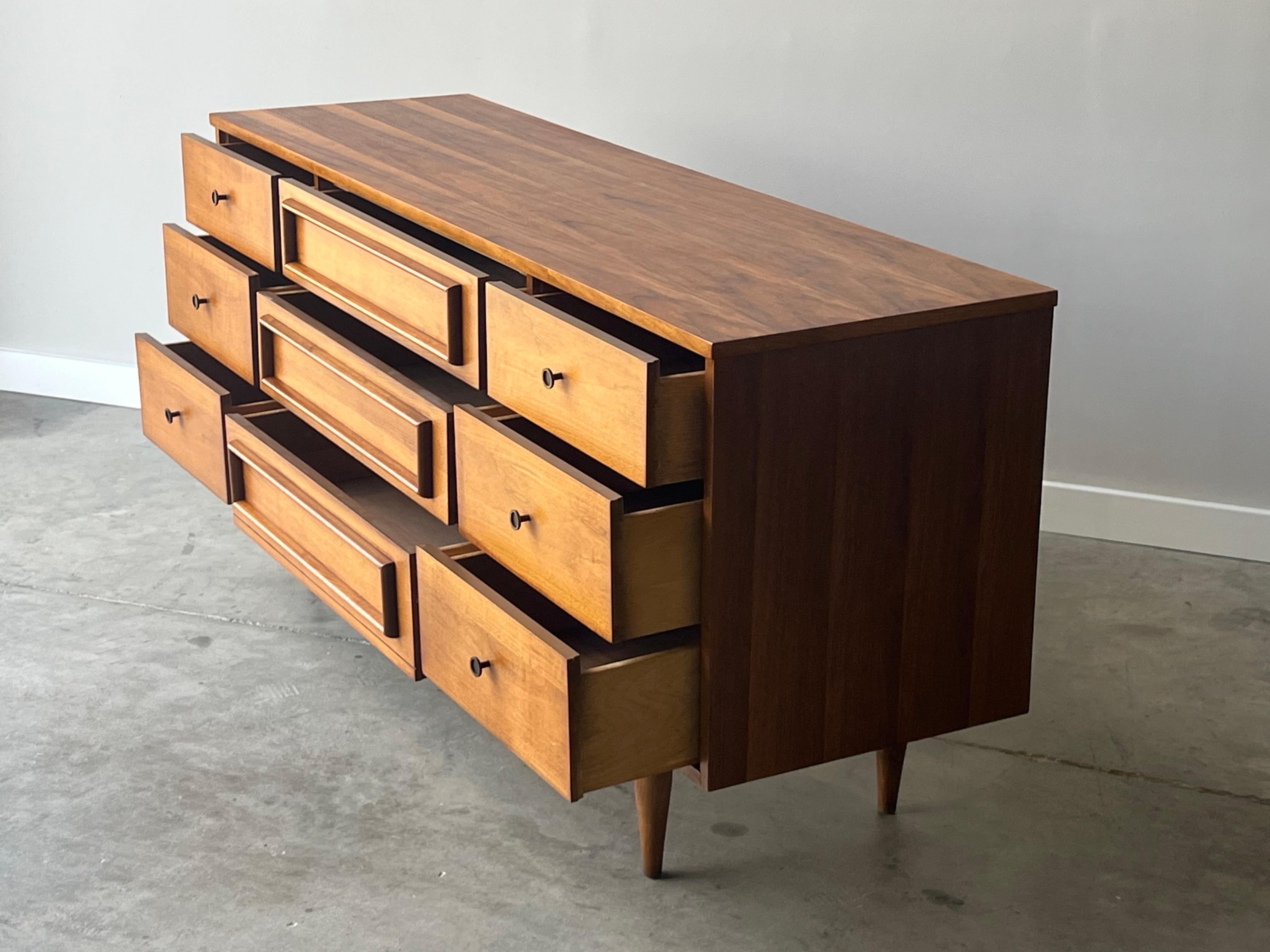 Mid Century Modern Walnut Nine Drawer Dresser 4