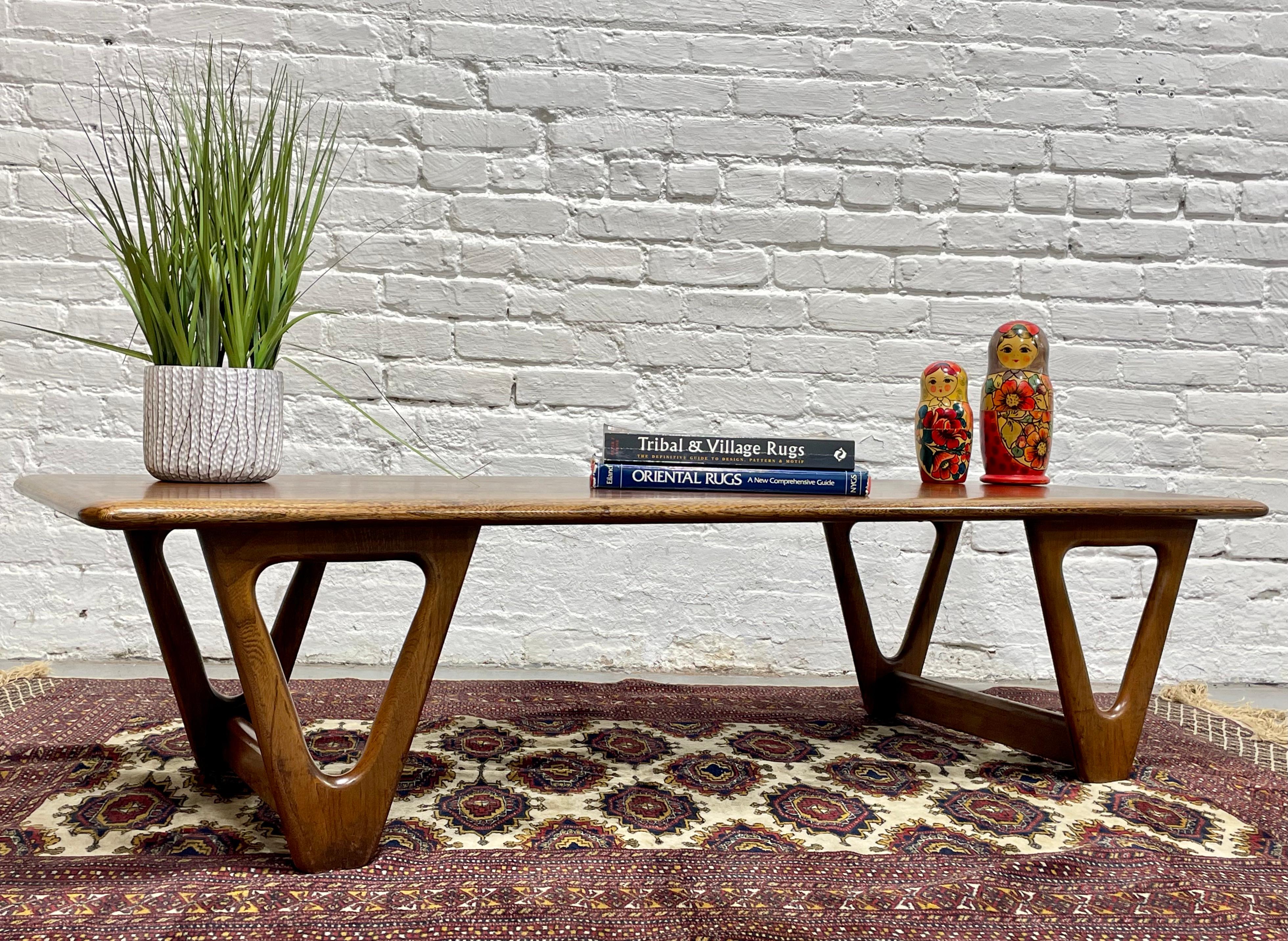 Mid Century Modern Walnut + Oak COFFEE TABLE by Lane Perception For Sale 3