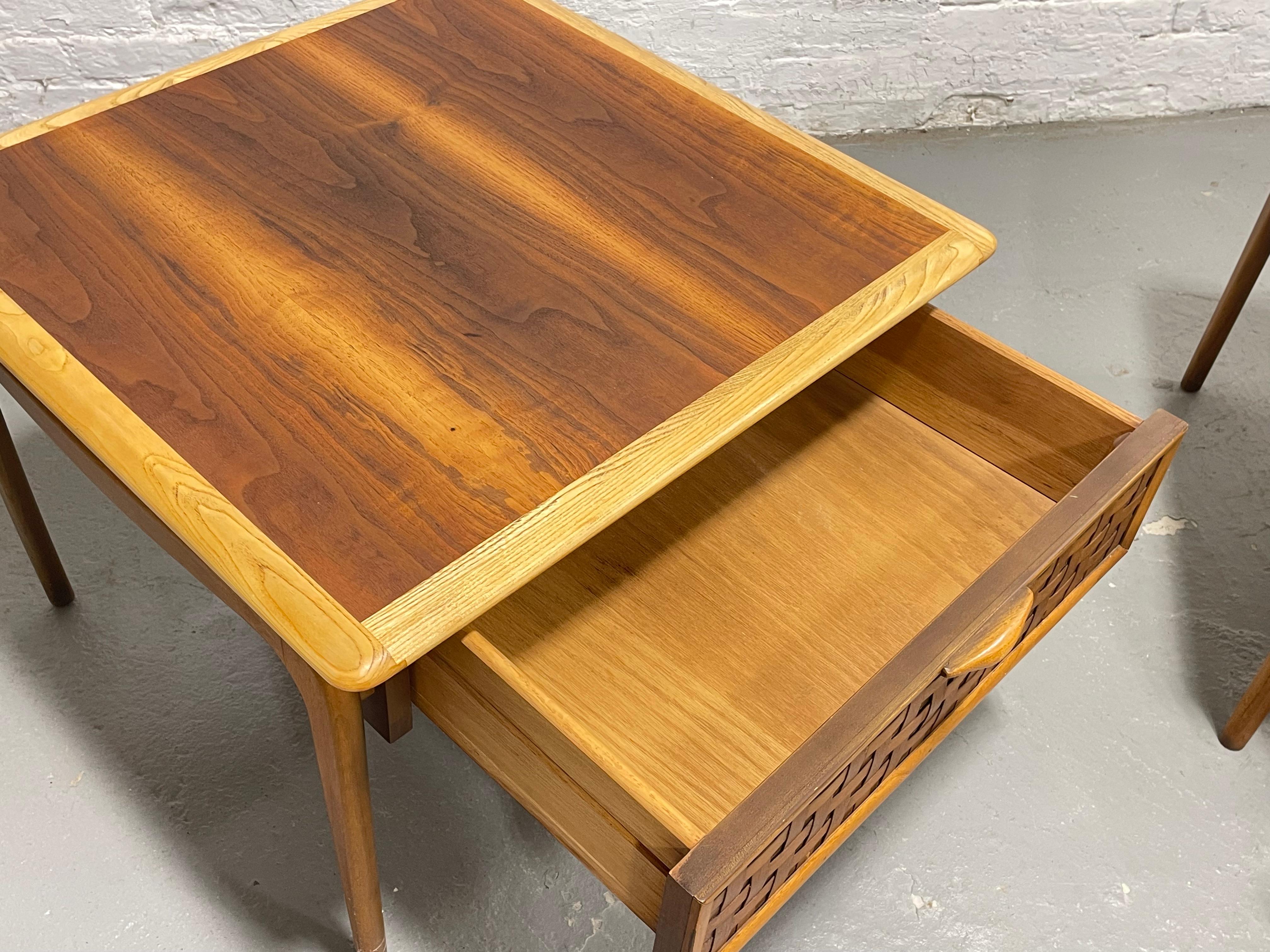 Tavolini in noce e quercia del Mid Century Modern - Lane's Perception di Warren Church in vendita 5