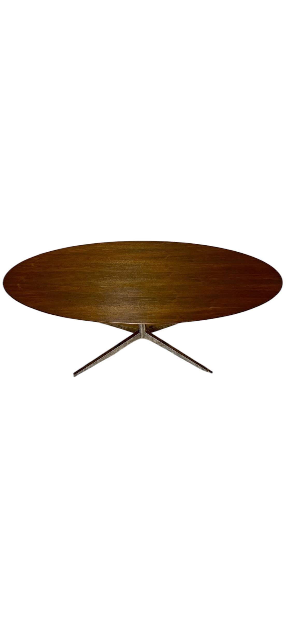 Américain Bureau et table de direction ovale moderne du milieu du siècle dernier par Florence Knoll en vente
