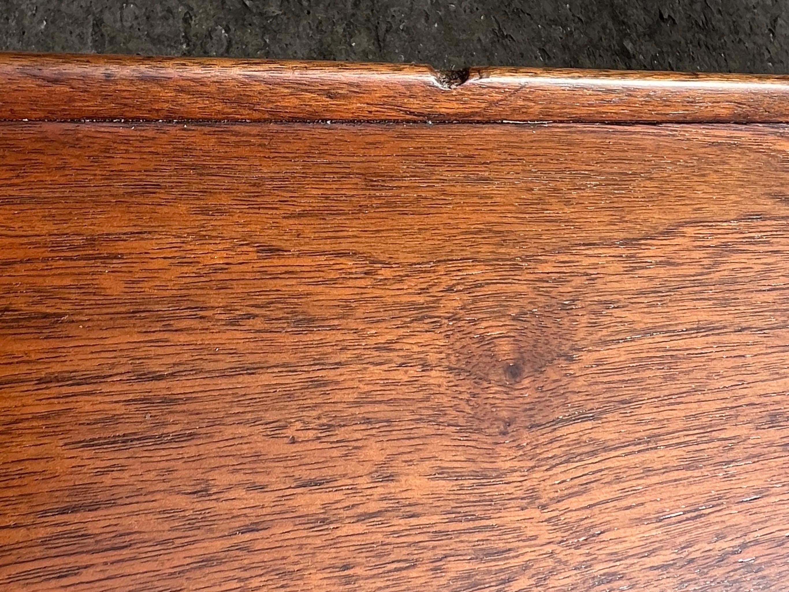 Mid-Century Modern walnut rectangular coffee table For Sale 6