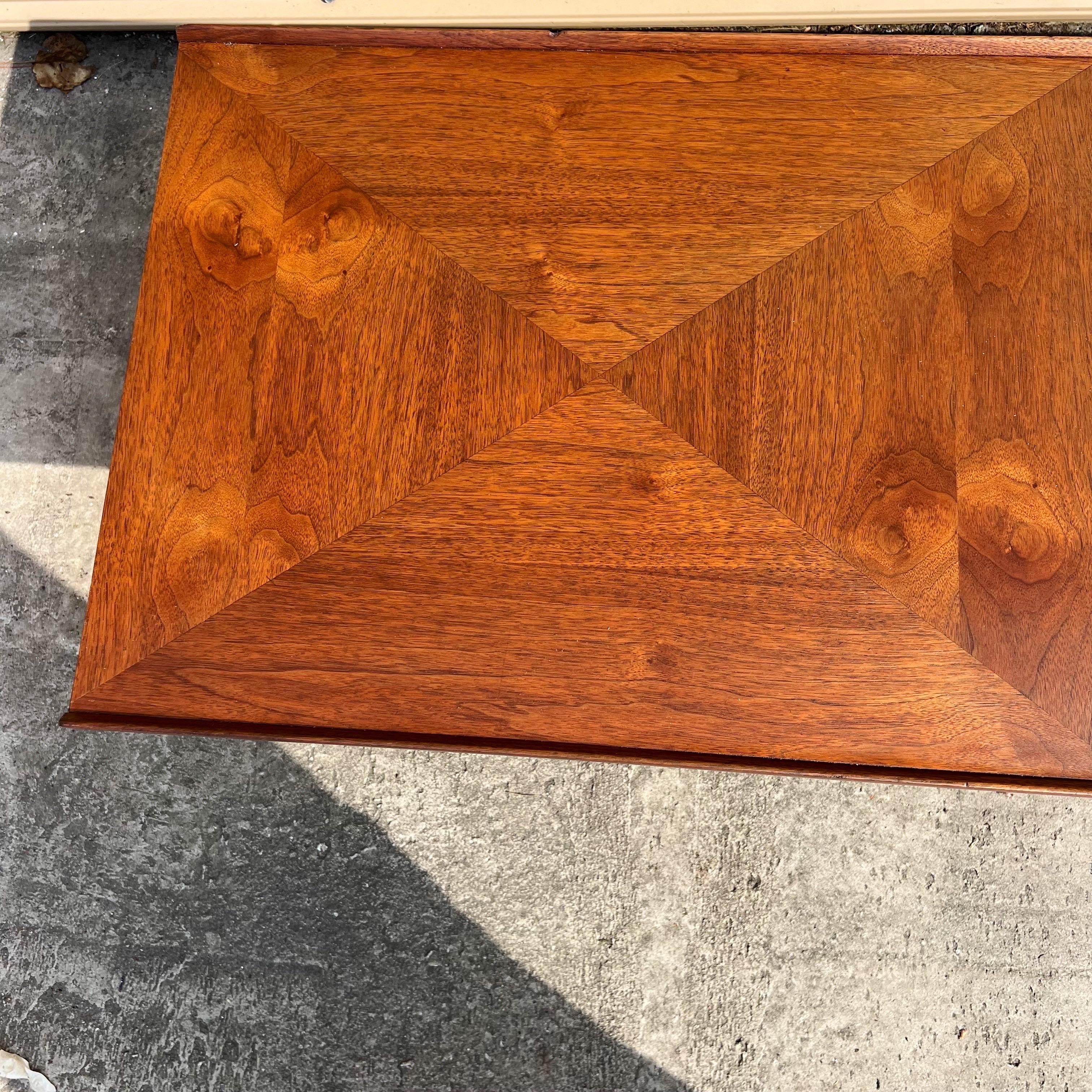 Walnut Mid-Century Modern walnut rectangular coffee table For Sale