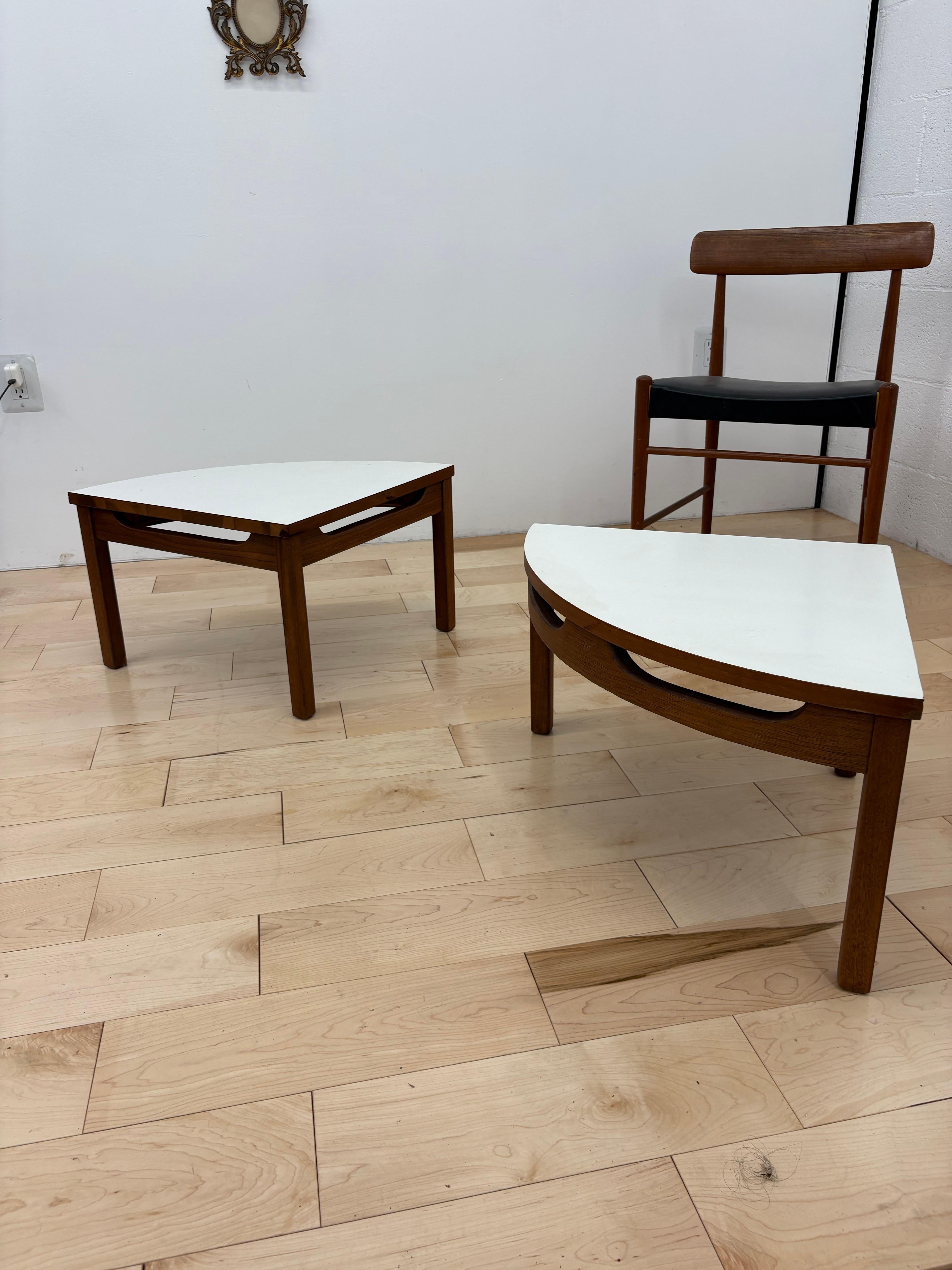 Mid-Century Modern Walnut Round Coffee Table with Nesting Tables, 1960s 6