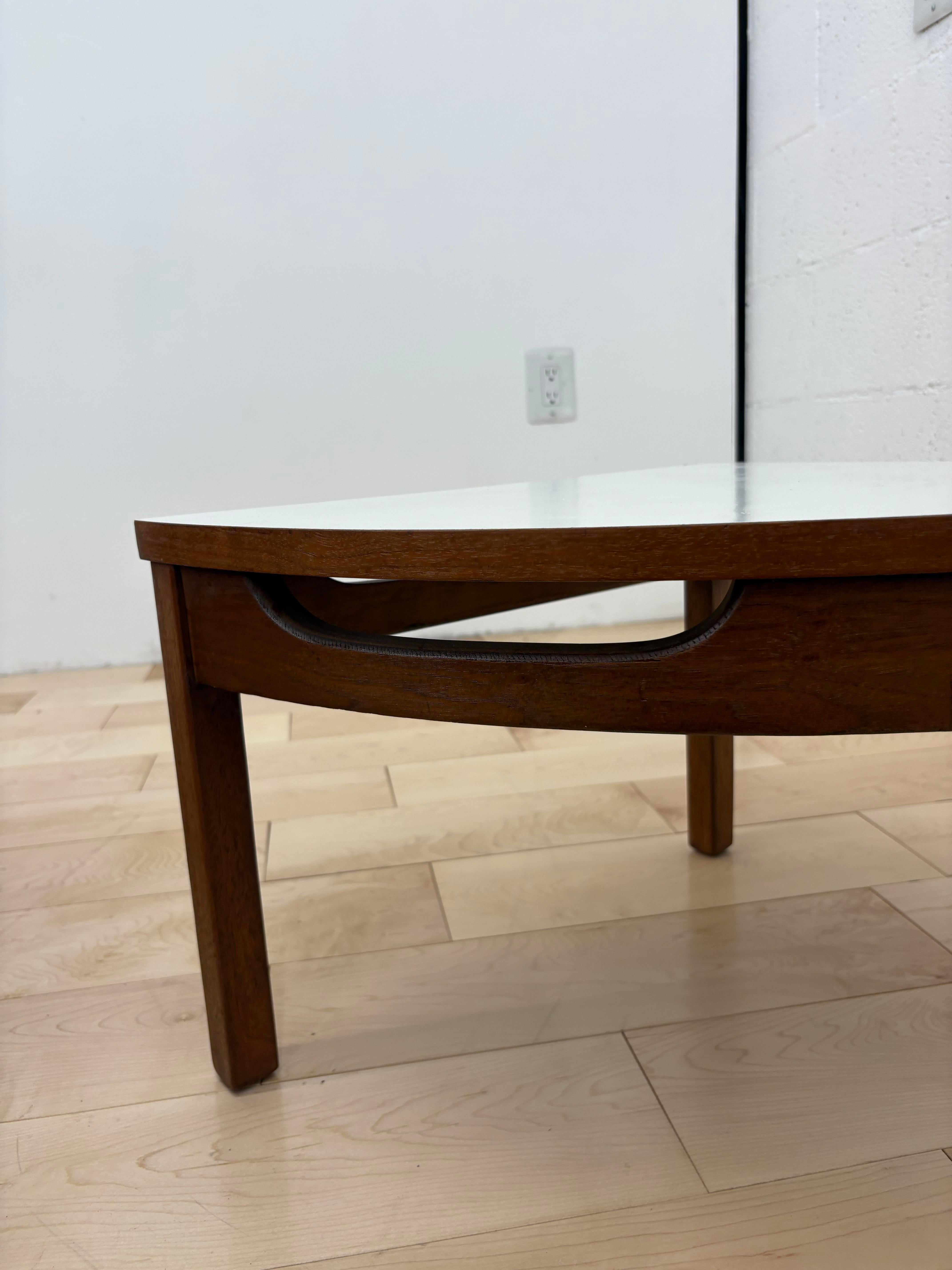 Mid-Century Modern Walnut Round Coffee Table with Nesting Tables, 1960s 7
