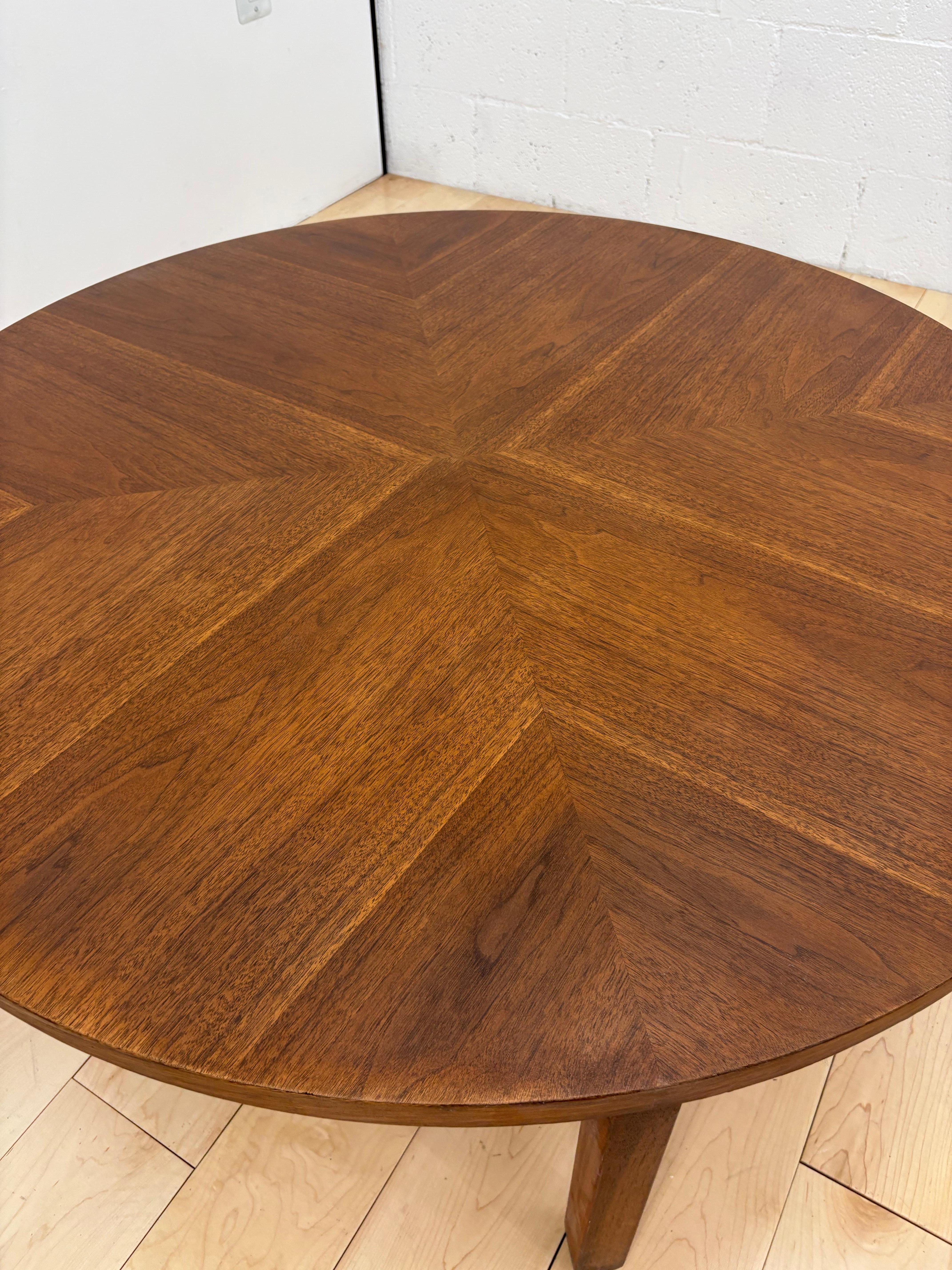Unknown Mid-Century Modern Walnut Round Coffee Table with Nesting Tables, 1960s
