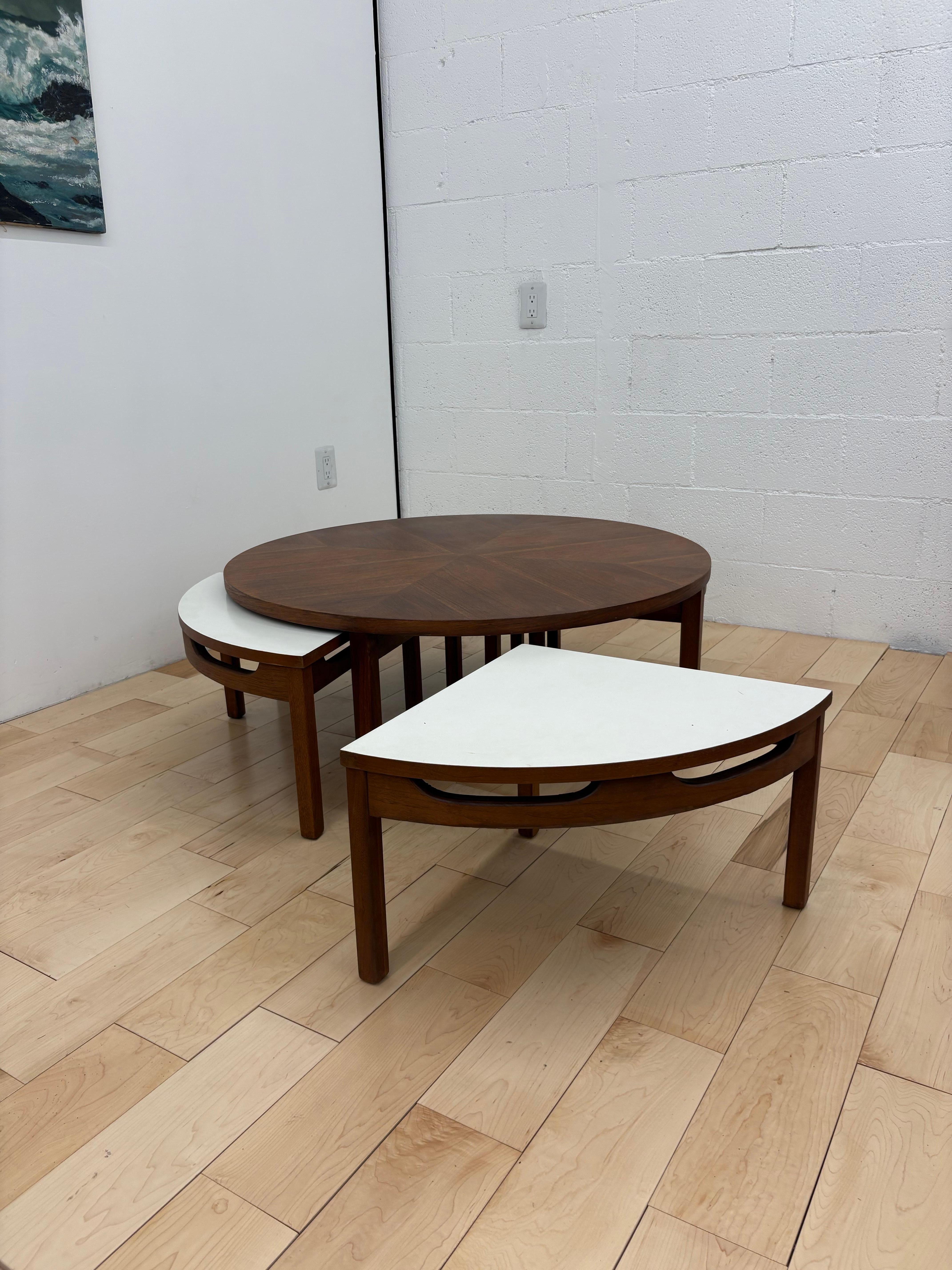 Mid-20th Century Mid-Century Modern Walnut Round Coffee Table with Nesting Tables, 1960s