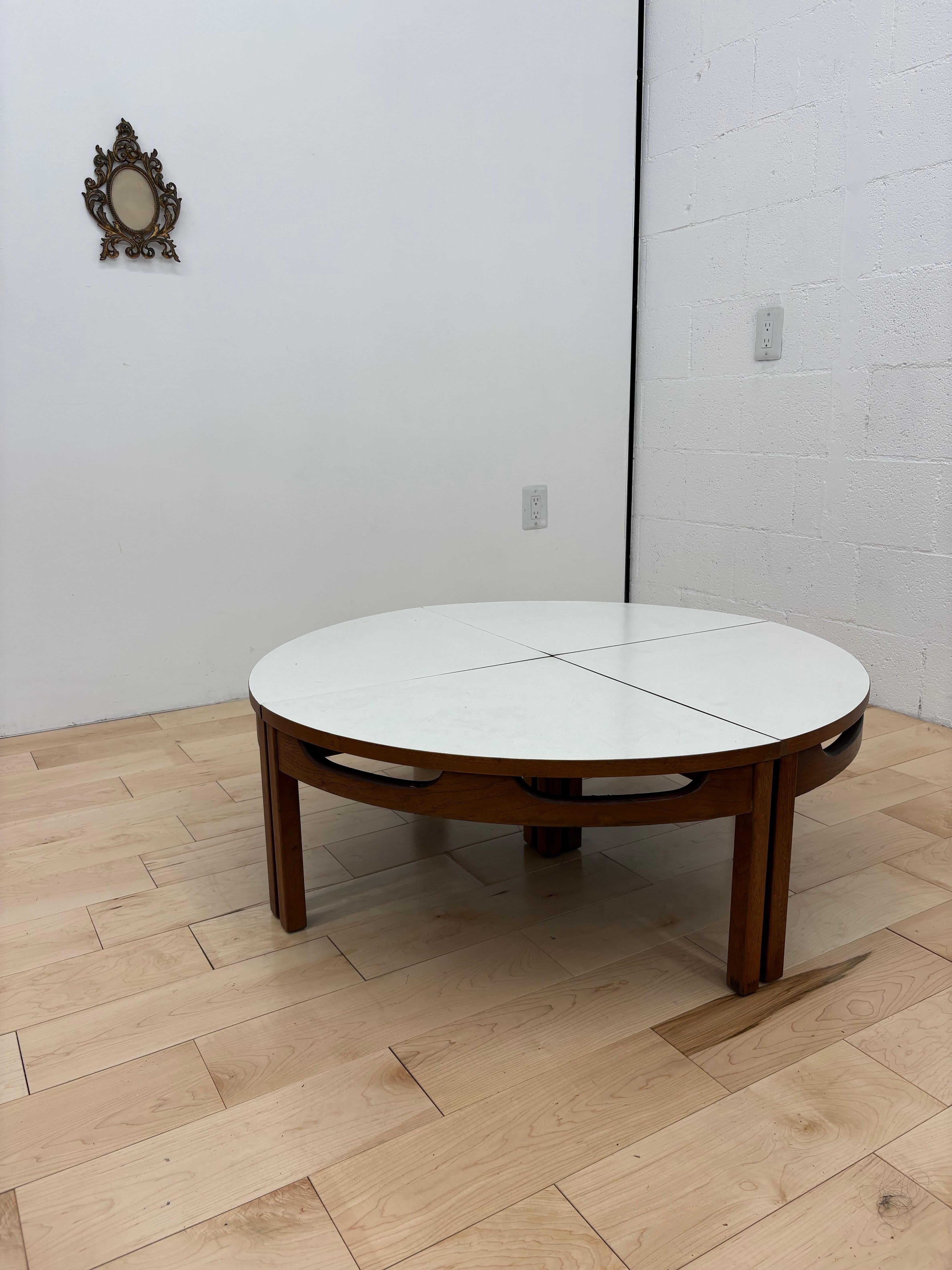 Mid-Century Modern Walnut Round Coffee Table with Nesting Tables, 1960s 1