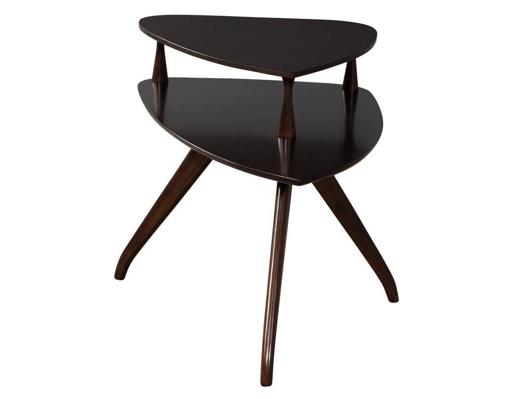 Mid-Century Modern Walnut Side Table For Sale 1