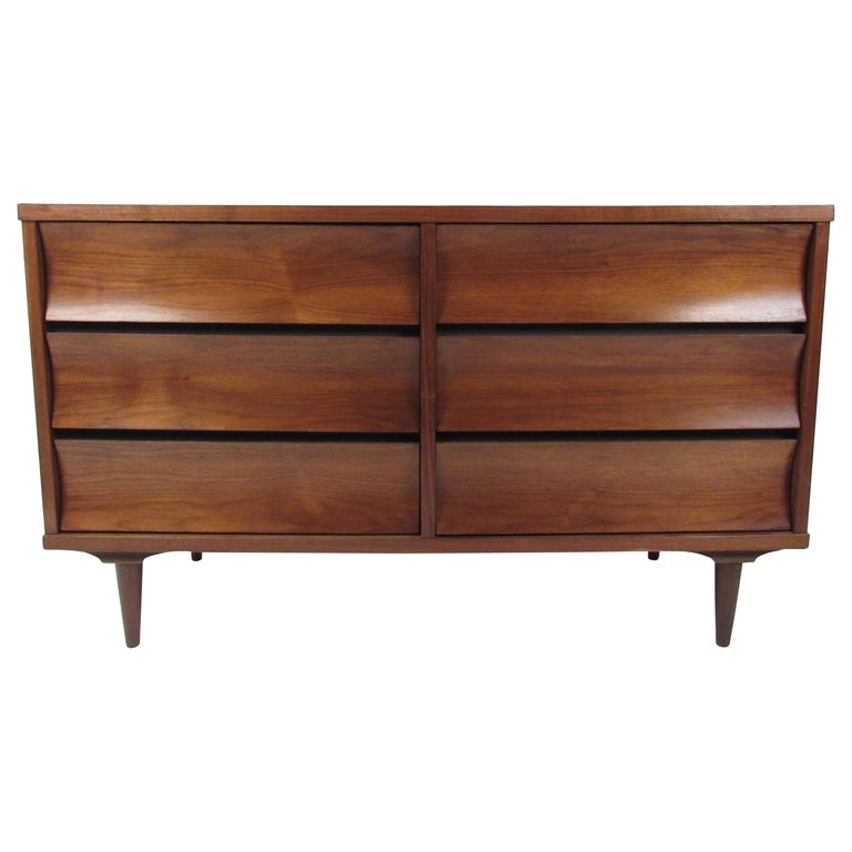 Mid Century Modern Walnut Six Drawer Dresser By Johnson Carper For