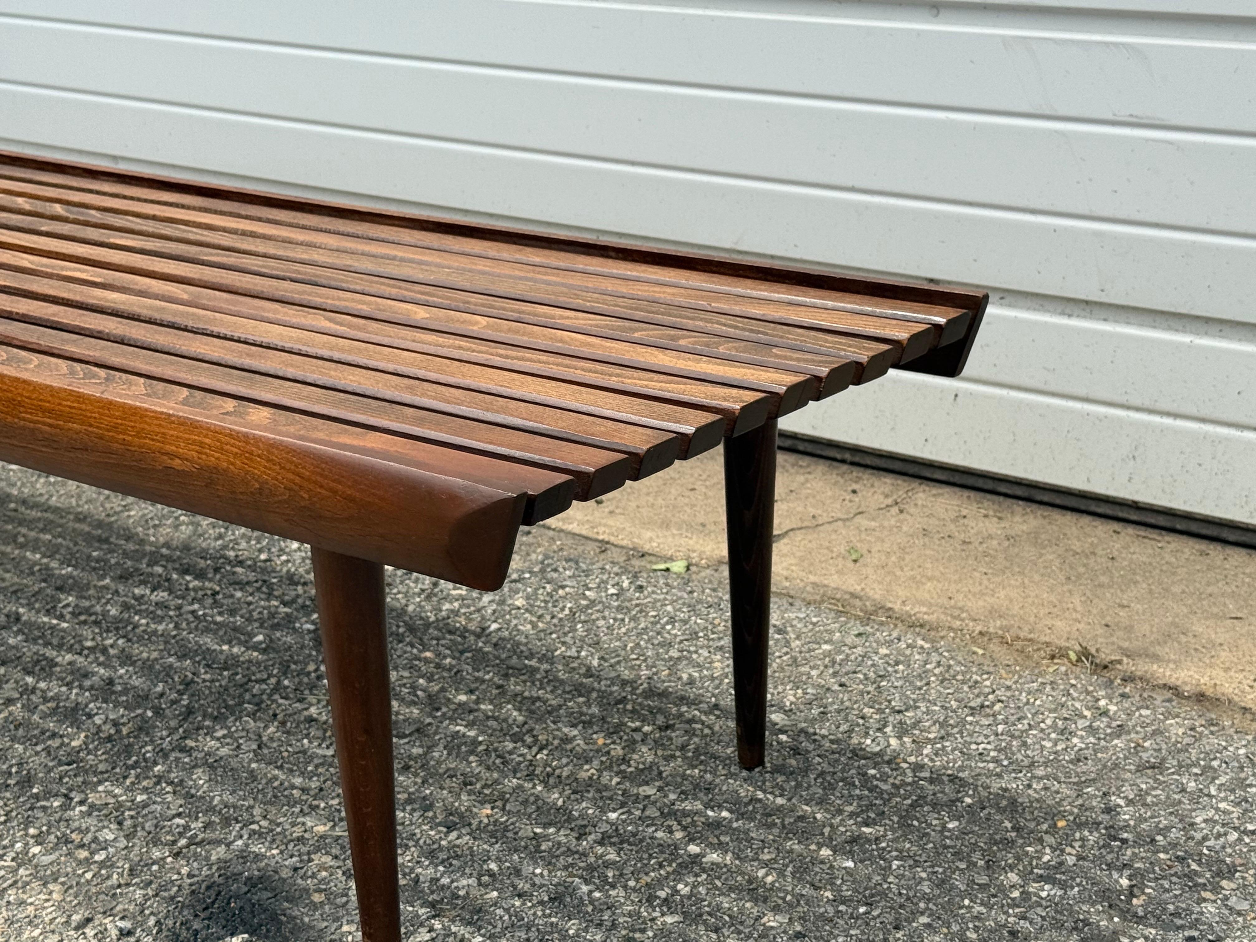 Mid-Century Modern Walnuss Latten 60