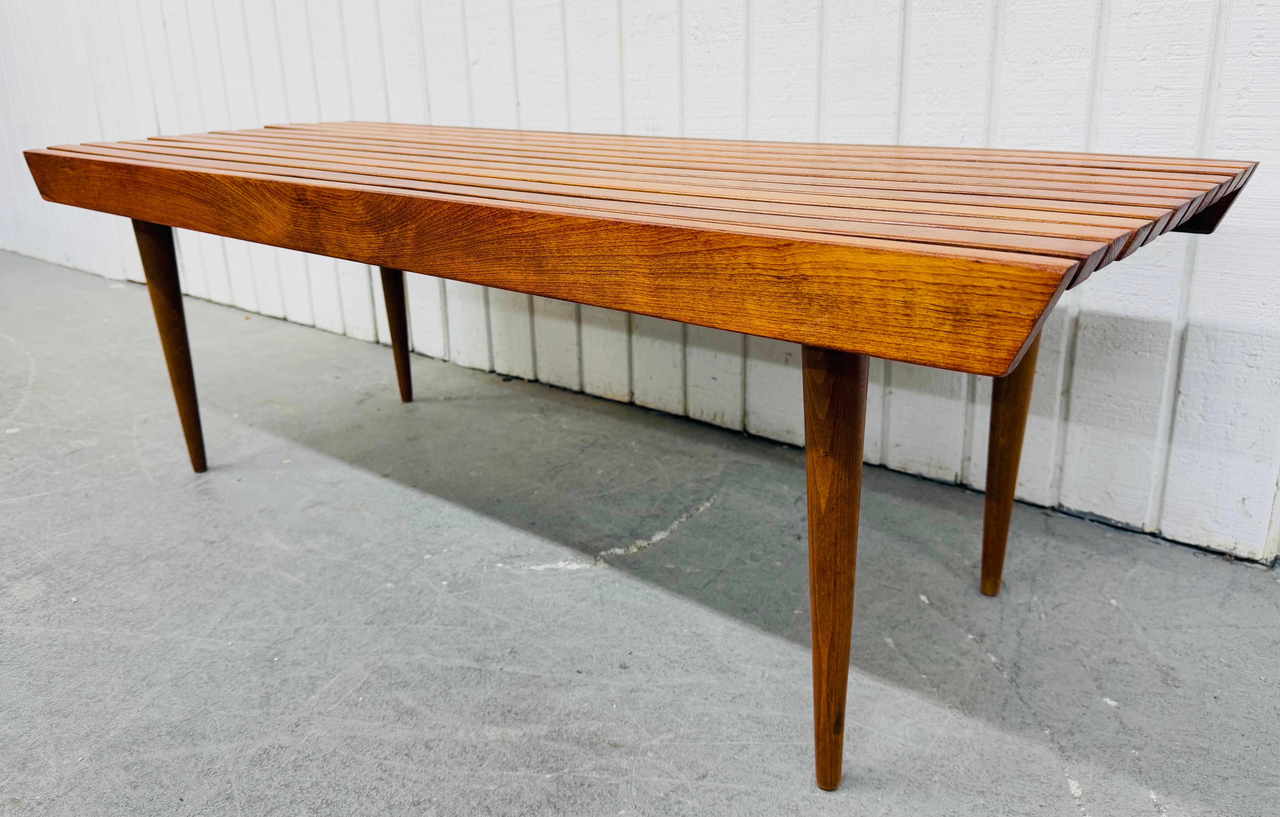 20ième siècle Table basse à lattes en noyer The Moderns en vente