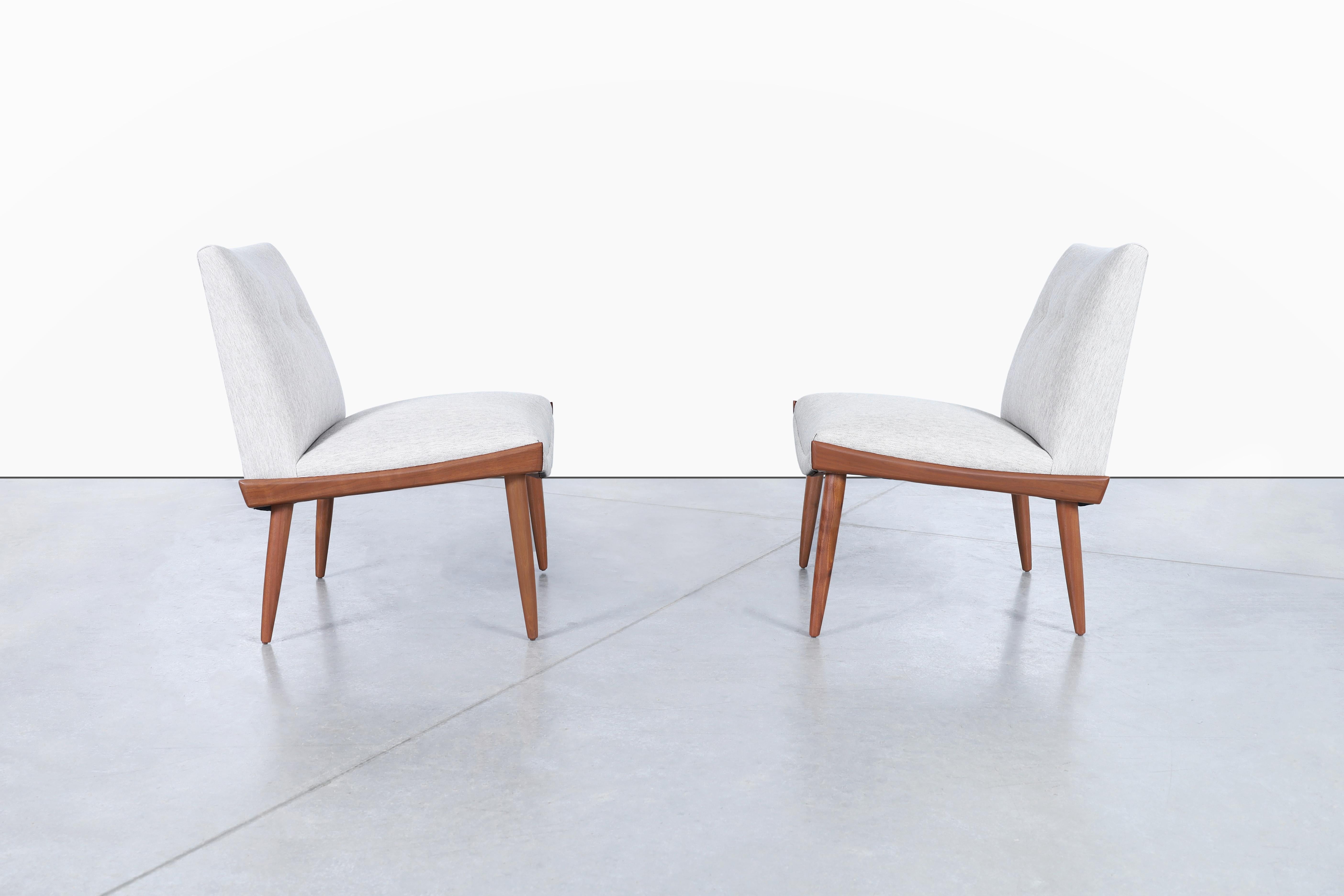 American Mid-Century Modern Walnut Slipper Chairs by Kroehler For Sale