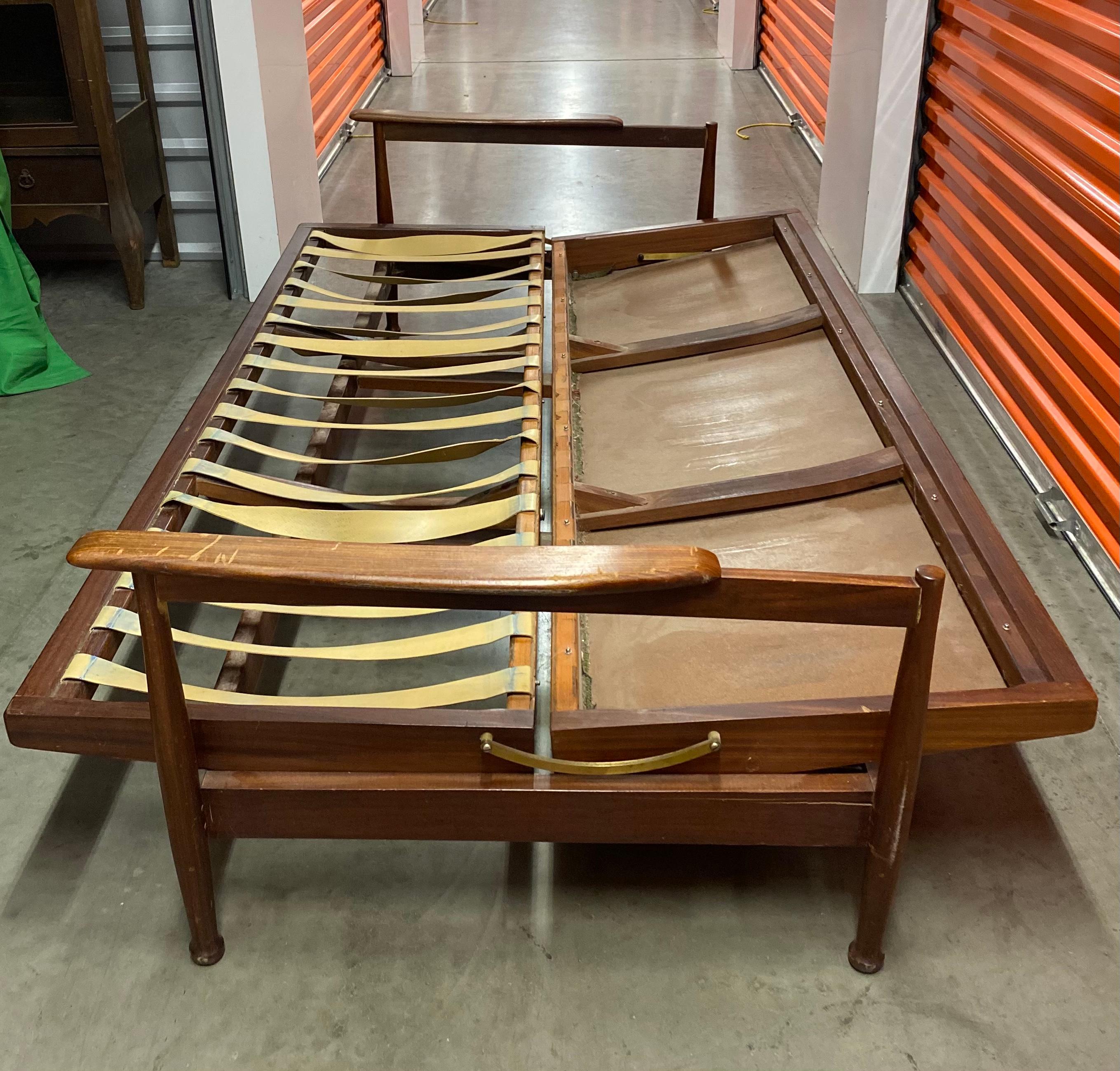 Mid-Century Modern Walnut Sofa Daybed with Cushion For Sale 4