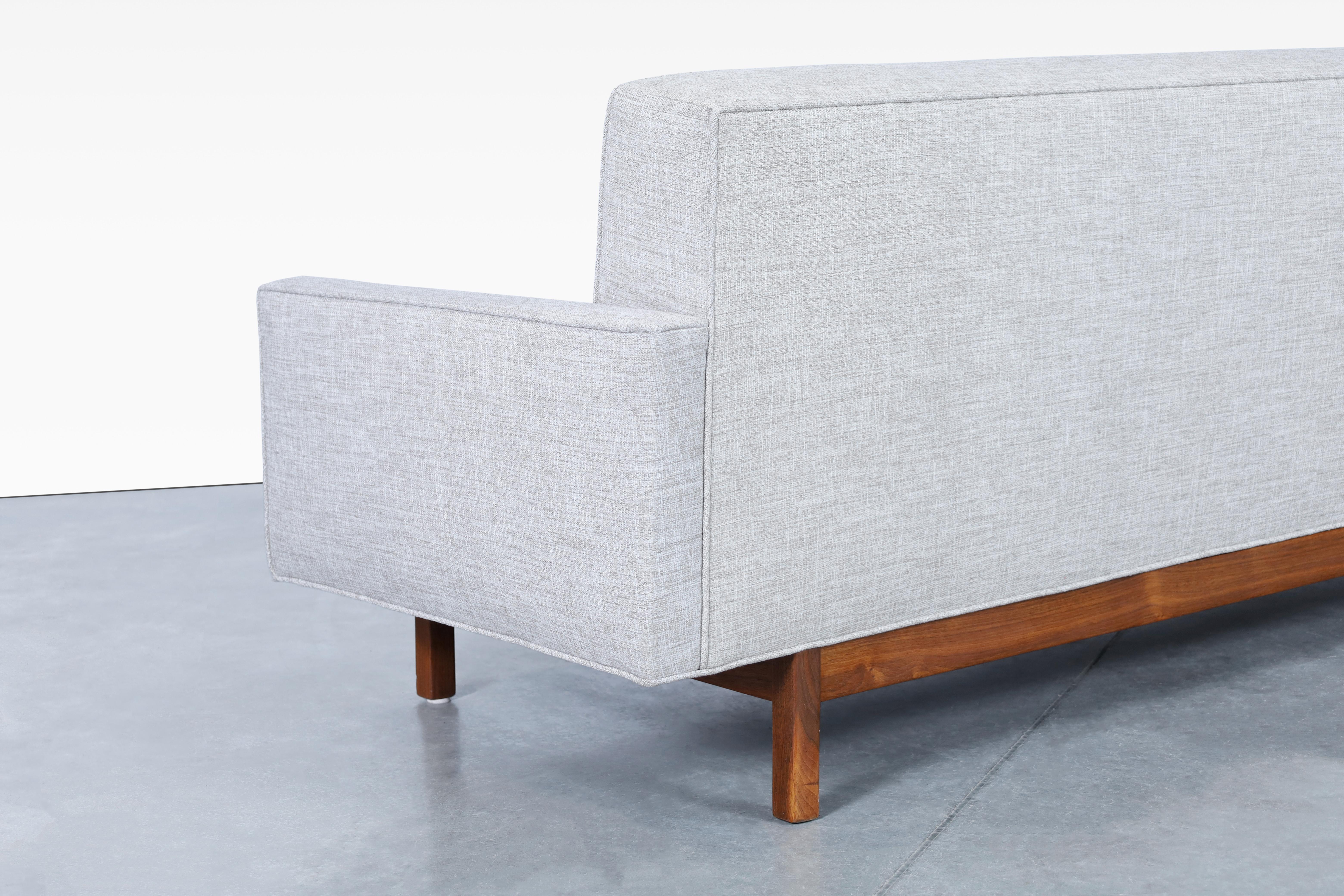Mid-Century Modern Walnut Sofa For Sale 2