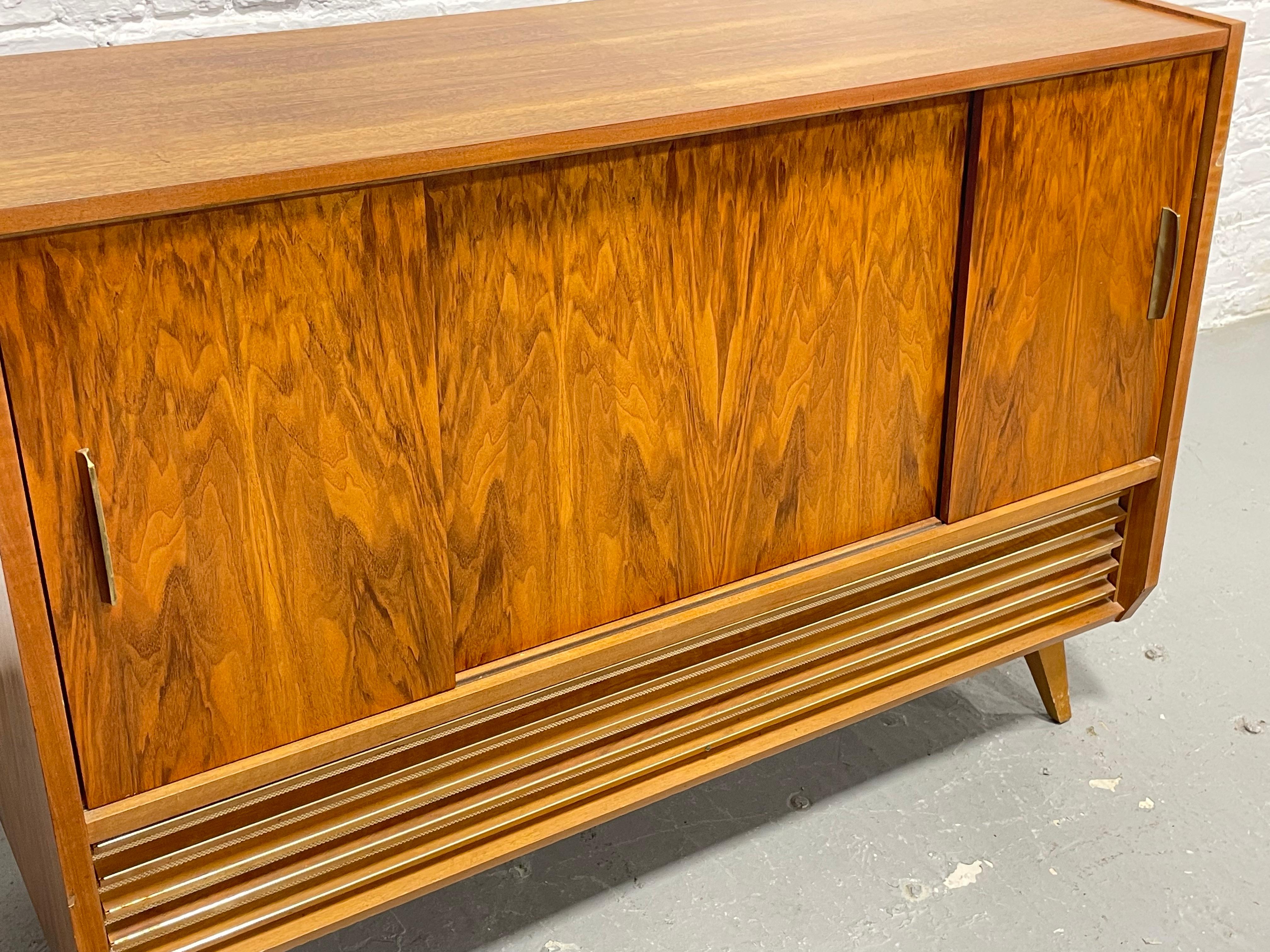 Mid Century Modern Walnut Stereo Console, West Germany, 1959 For Sale 9