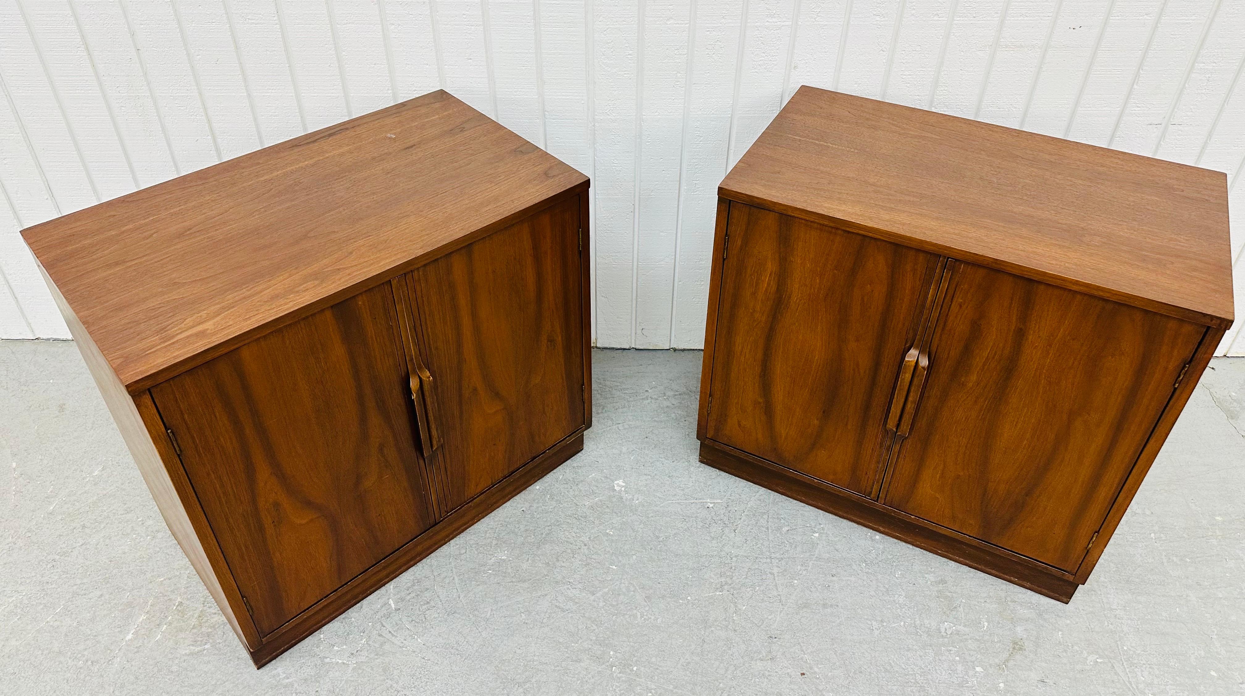 20th Century Mid-Century Modern Walnut Storage Cabinets - Set of 2 For Sale