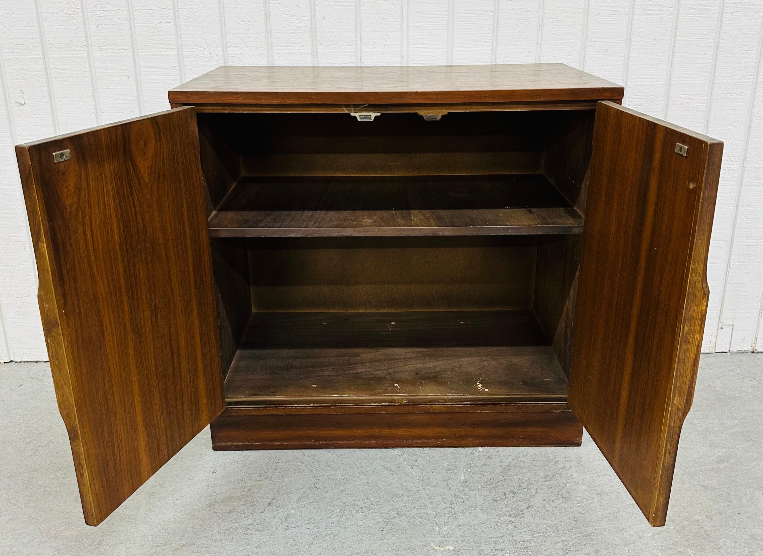 Mid-Century Modern Walnut Storage Cabinets - Set of 2 For Sale 1