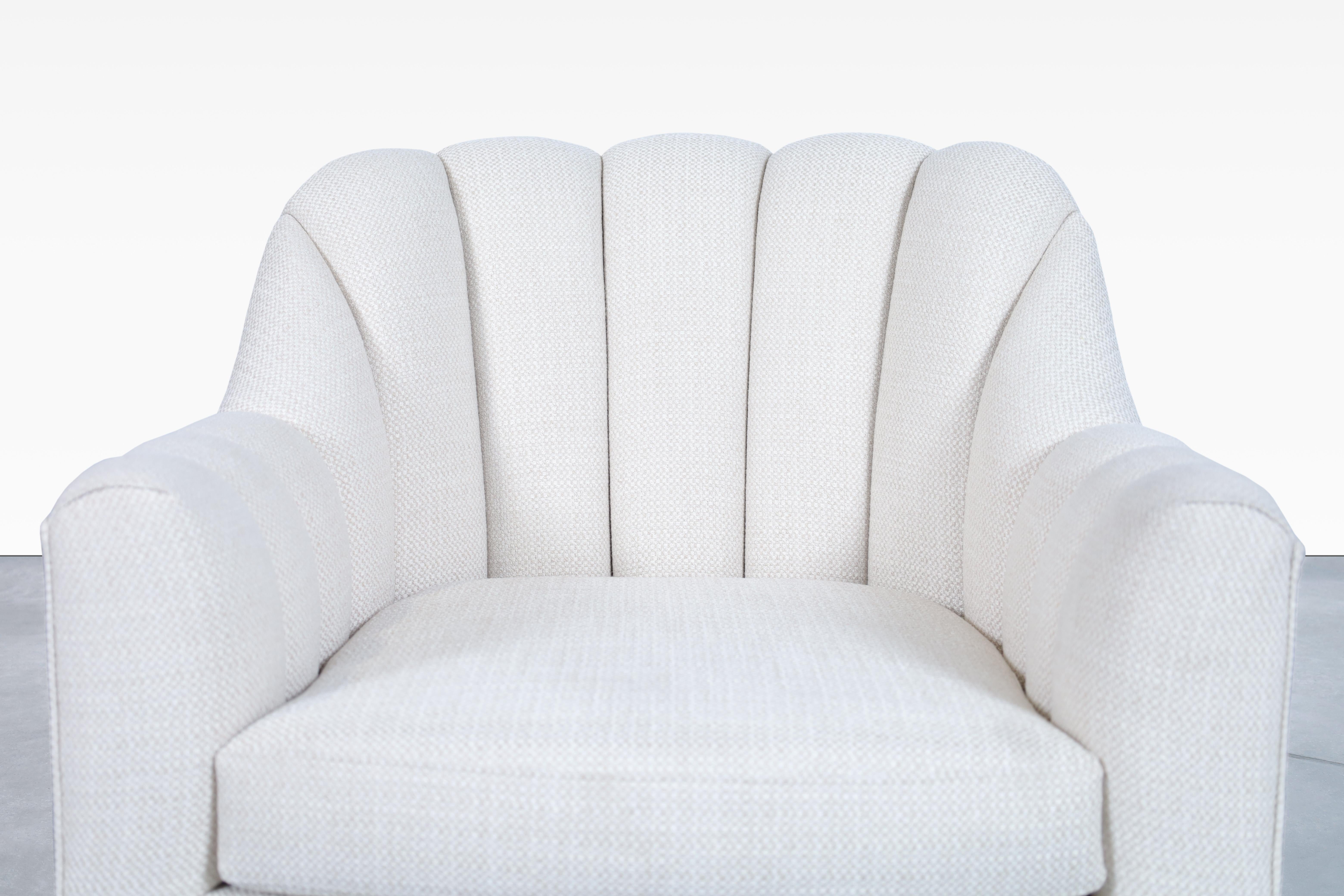 Mid-Century Modern Walnut Swivel Lounge Chairs 1