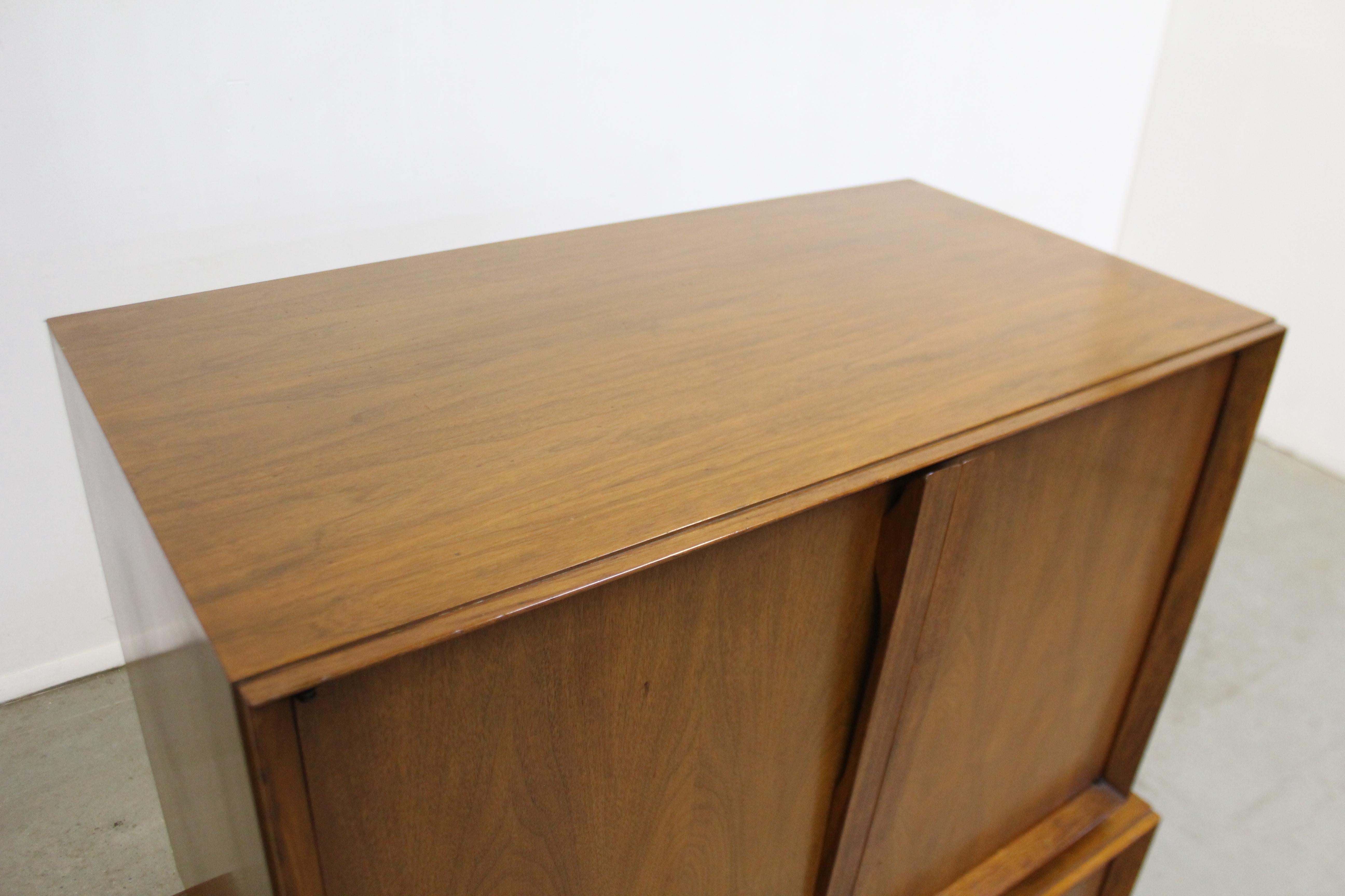 Mid-Century Modern Walnut Tall Chest of Drawers/Dresser 1