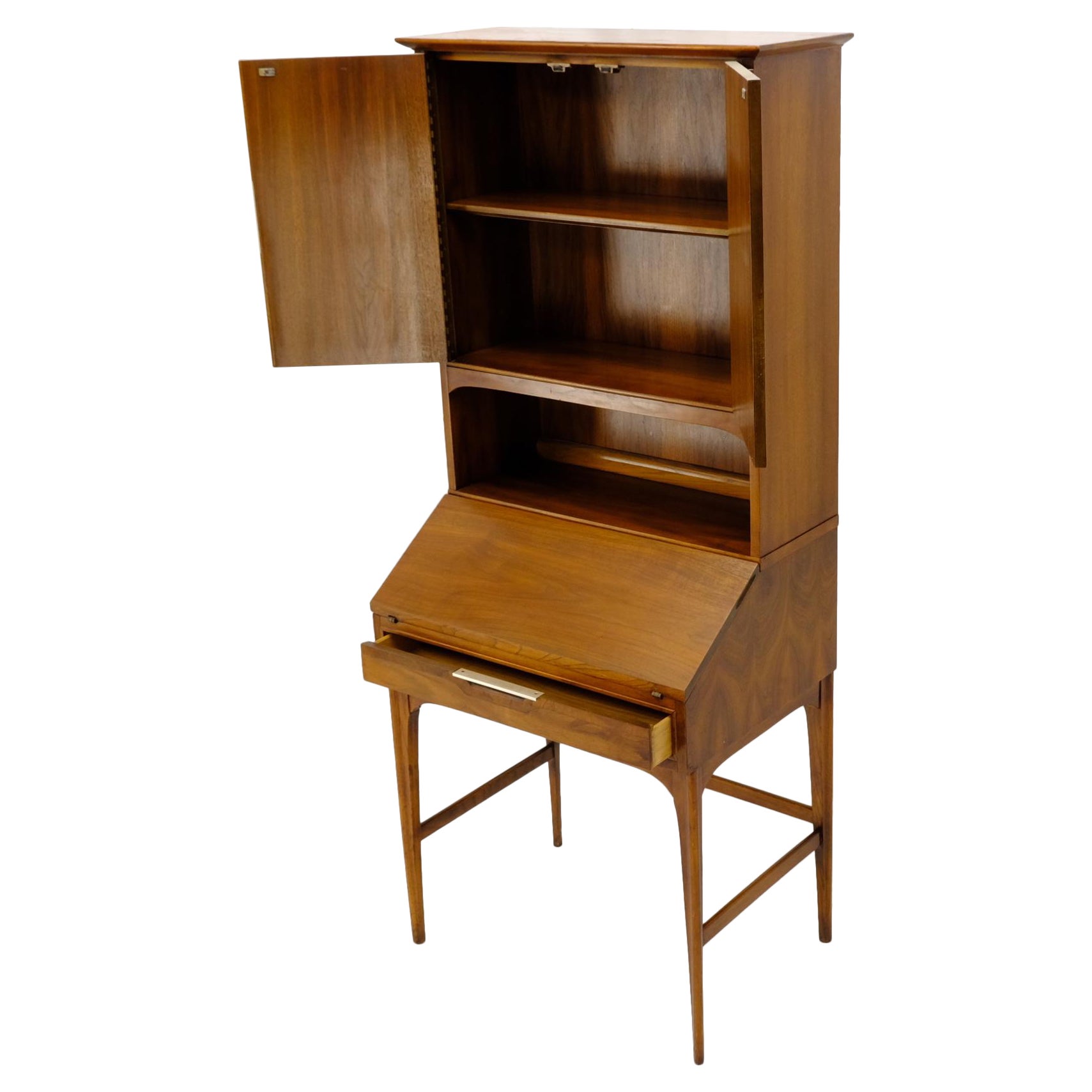 Bibliothèque de bureau haute en noyer, moderne du milieu du siècle dernier