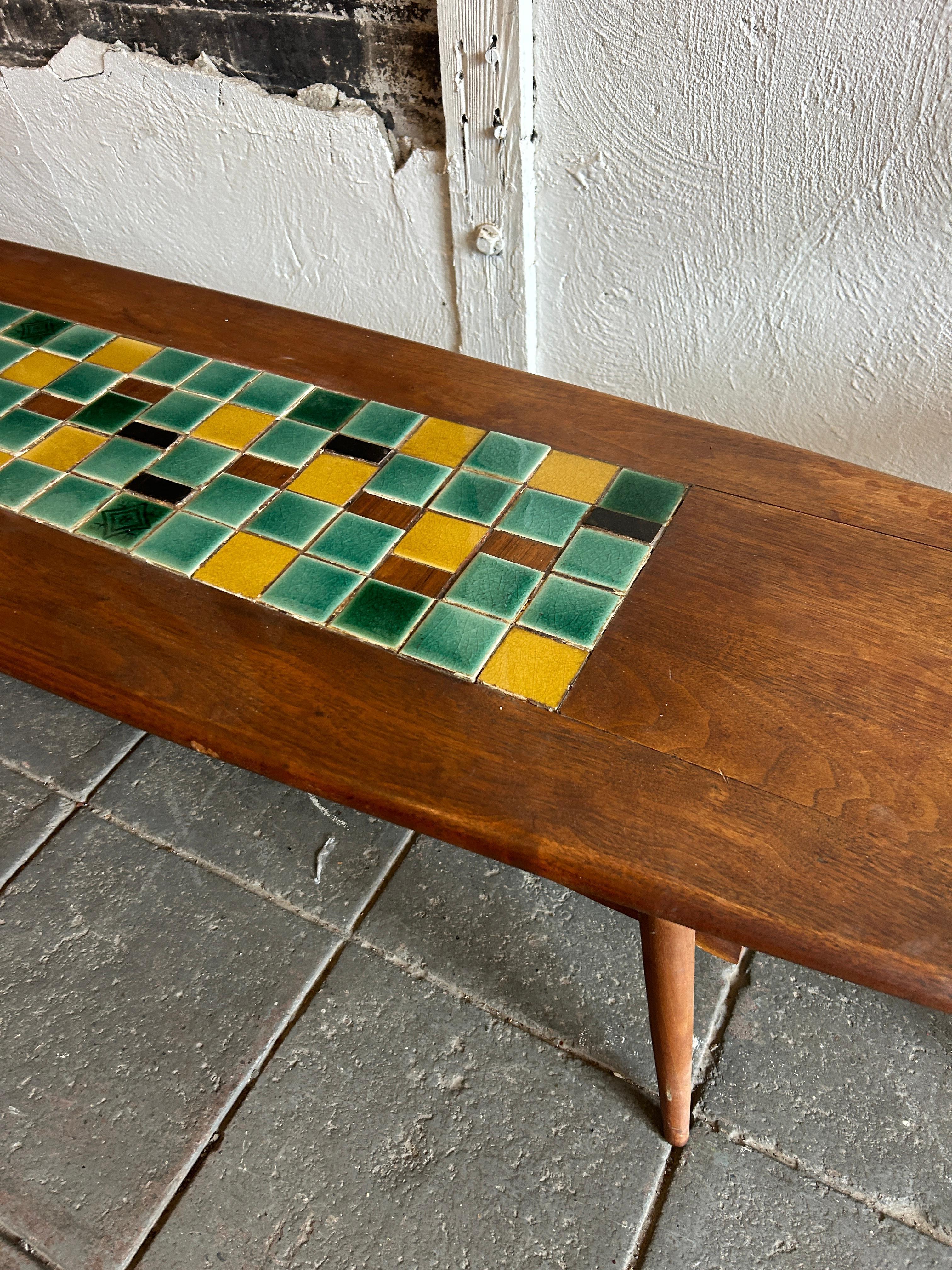 Mid century modern walnut tapered coffee table with colorful ceramic tiles lower In Fair Condition For Sale In Brooklyn, NY