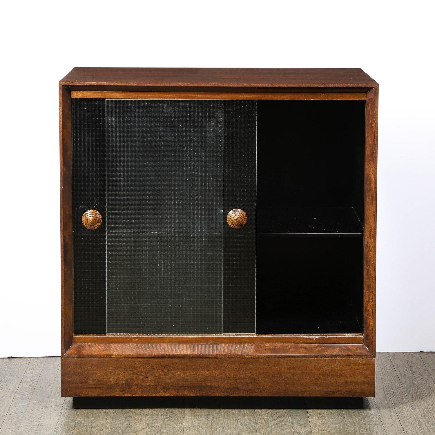 Mid-Century Modern Walnut & Textured Glass Dry Bar/ Cabinet by Gilbert Rohde In Excellent Condition In New York, NY