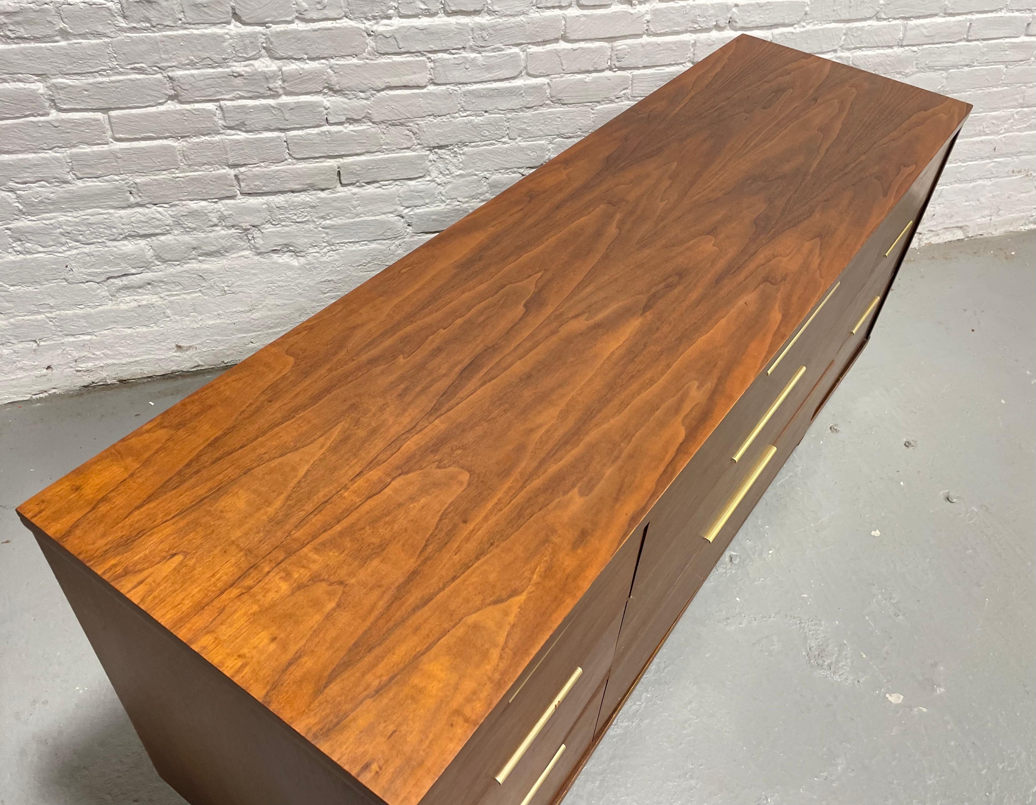 Mid Century MODERN Walnut TRIPLE DRESSER by Kent Coffey’s Tableau Line, c. 1960 For Sale 3