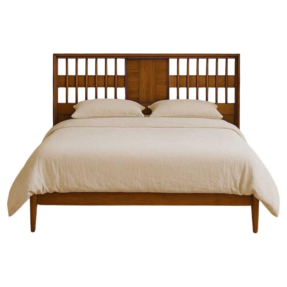 Tête de lit King en placage de noyer avec garniture chromée en vente 2